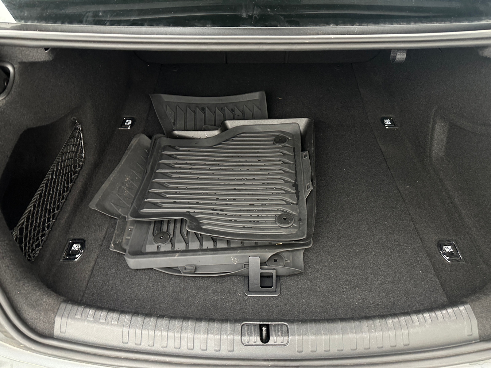 Thumbnail: 2021 Audi A6 - 6