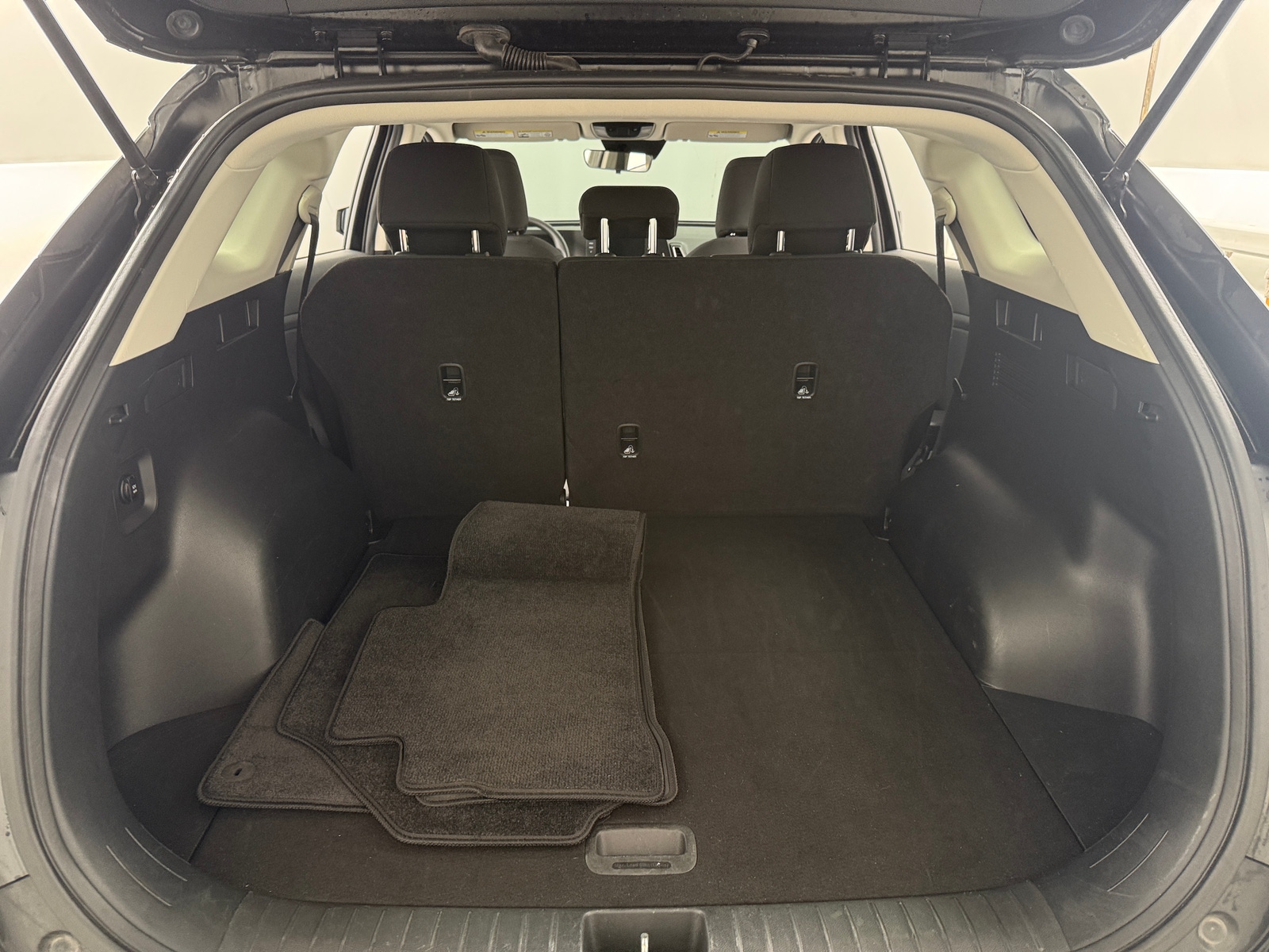 Thumbnail: 2025 Kia Sportage - 7