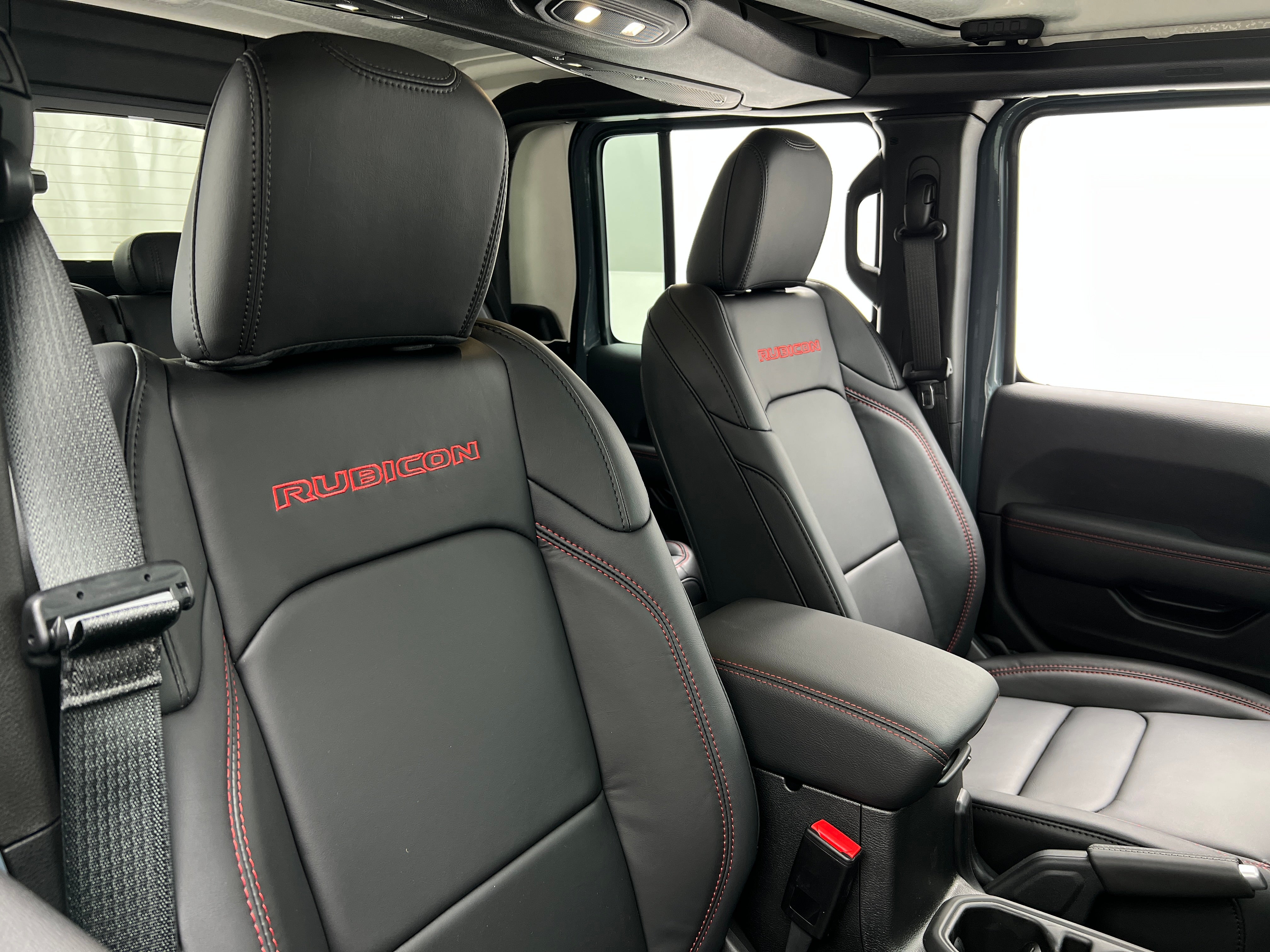 2026 Jeep Gladiator Rubicon Auto's photo