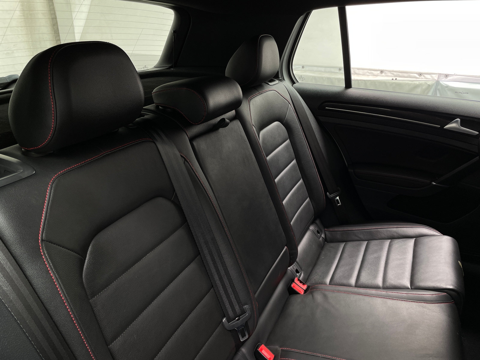 Thumbnail: 2016 Volkswagen Golf - 6