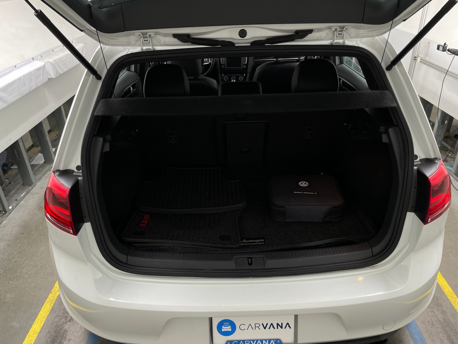 Thumbnail: 2016 Volkswagen Golf - 7