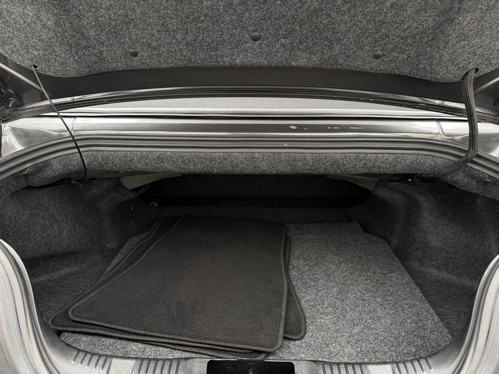 Thumbnail: 2017 Ford Mustang - 6