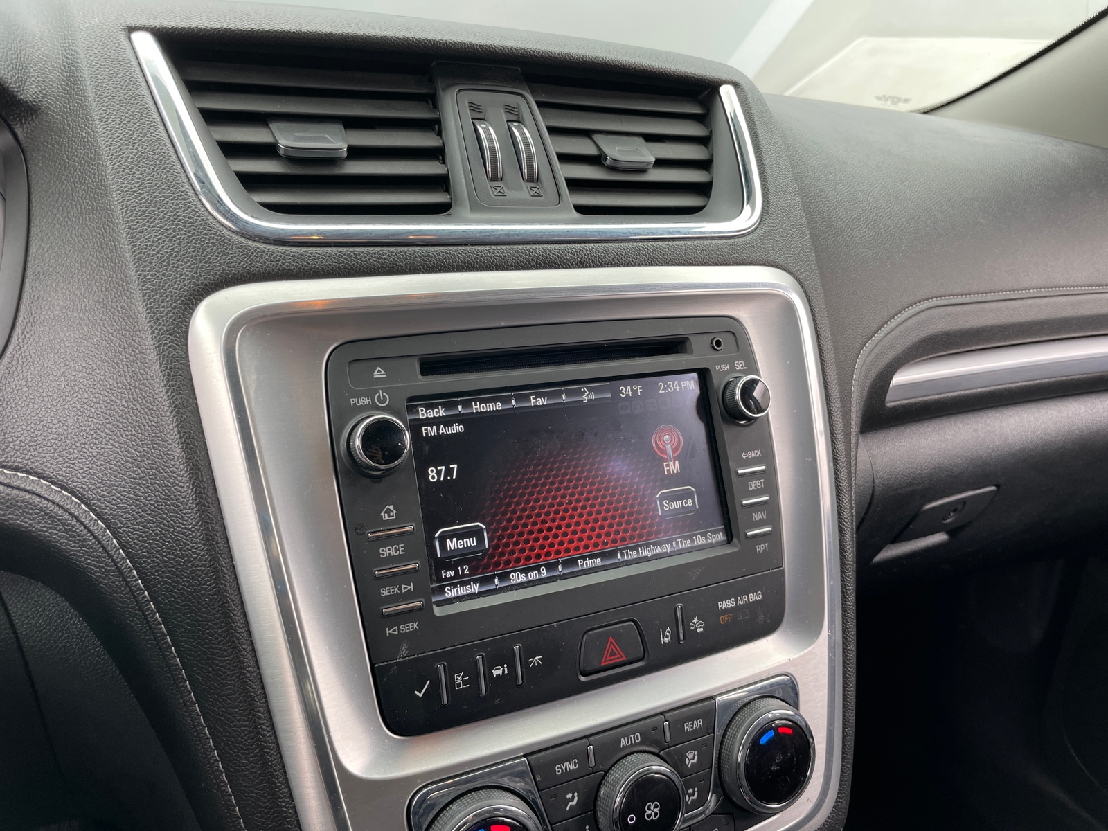 Thumbnail: 2017 GMC Acadia - 3