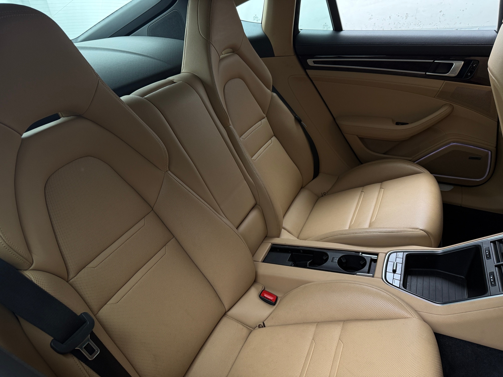 Thumbnail: 2018 Porsche Panamera - 5