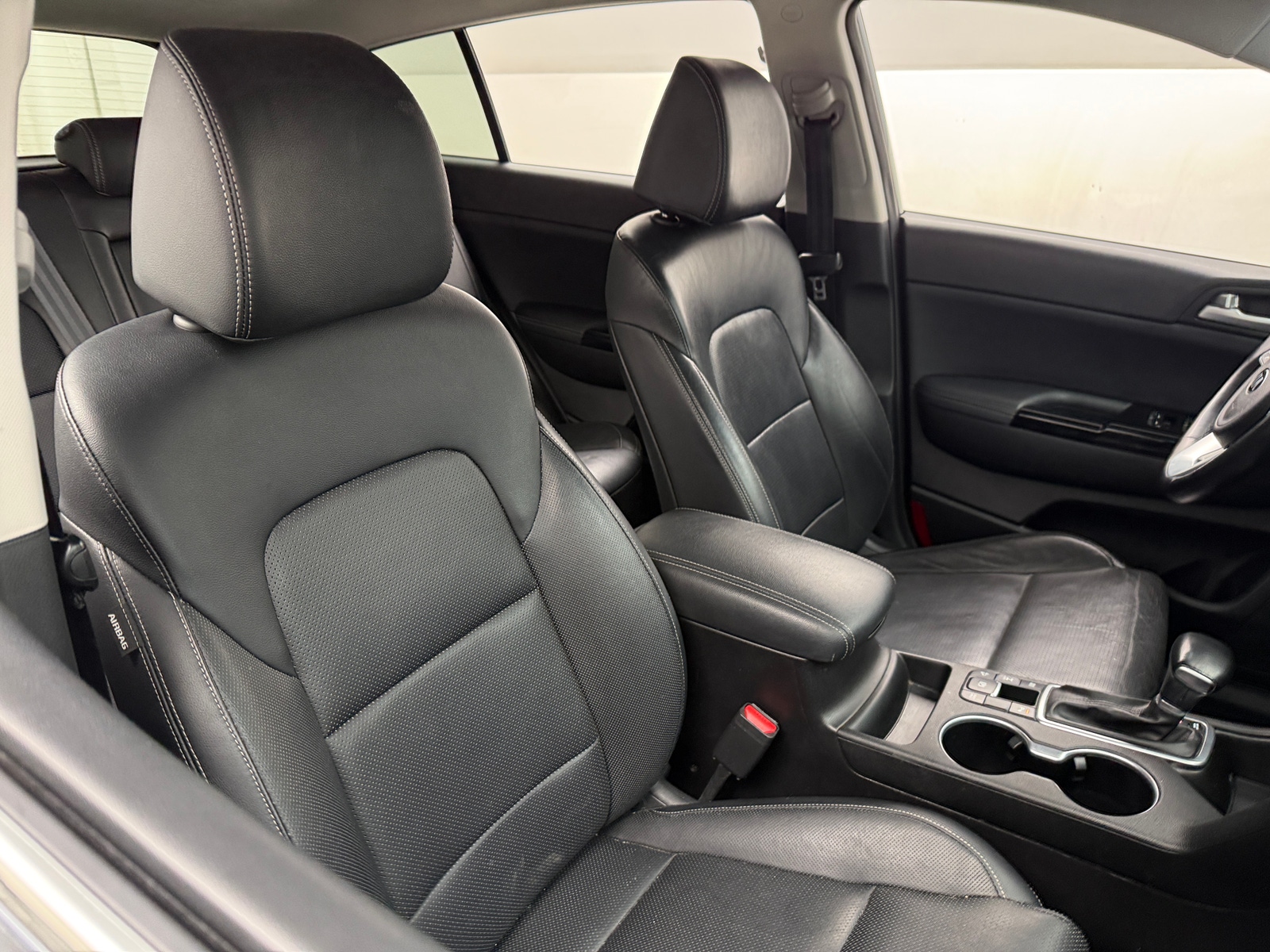 Thumbnail: 2020 Kia Sportage - 2