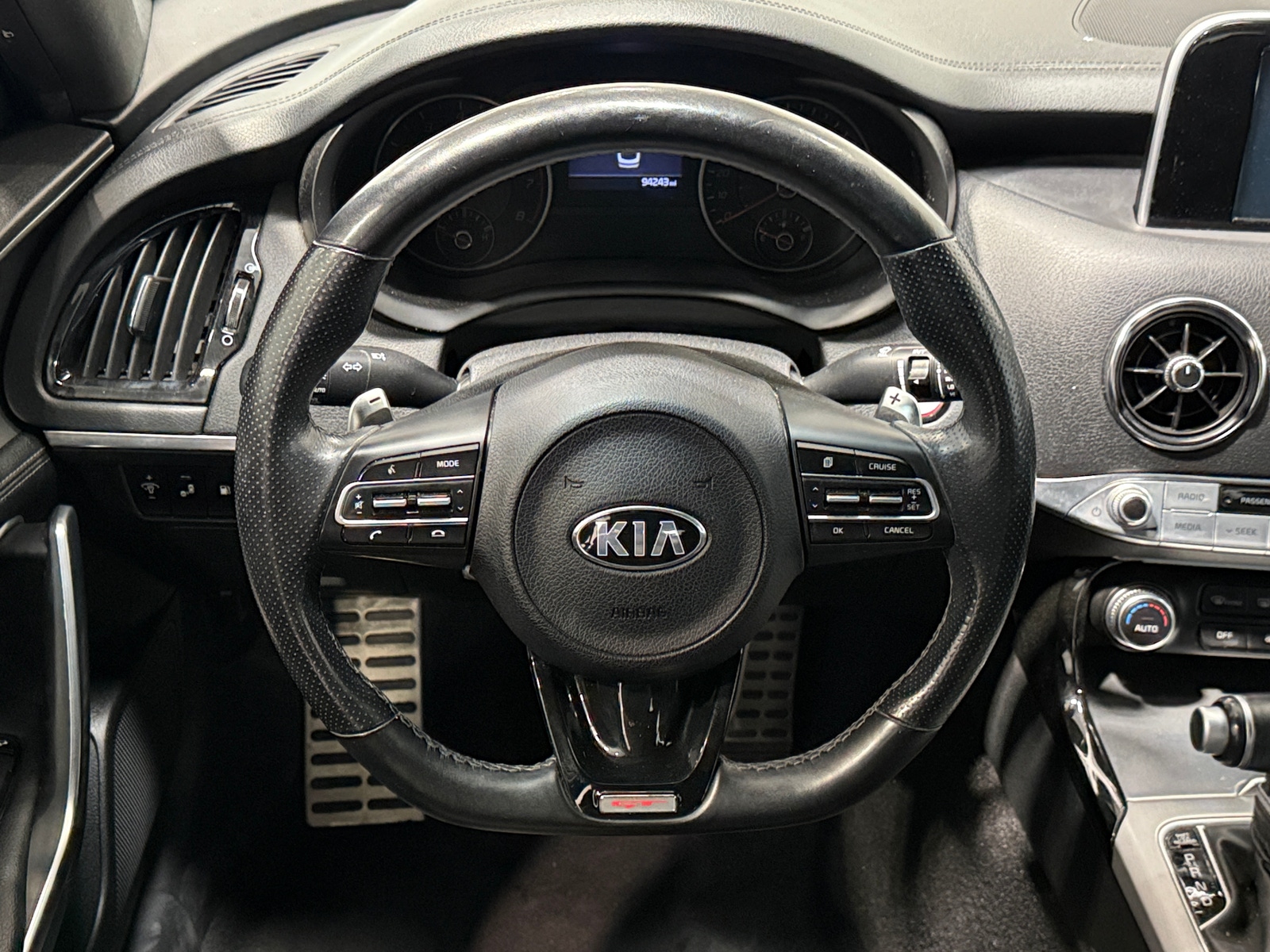 Thumbnail: 2020 Kia Stinger - 4