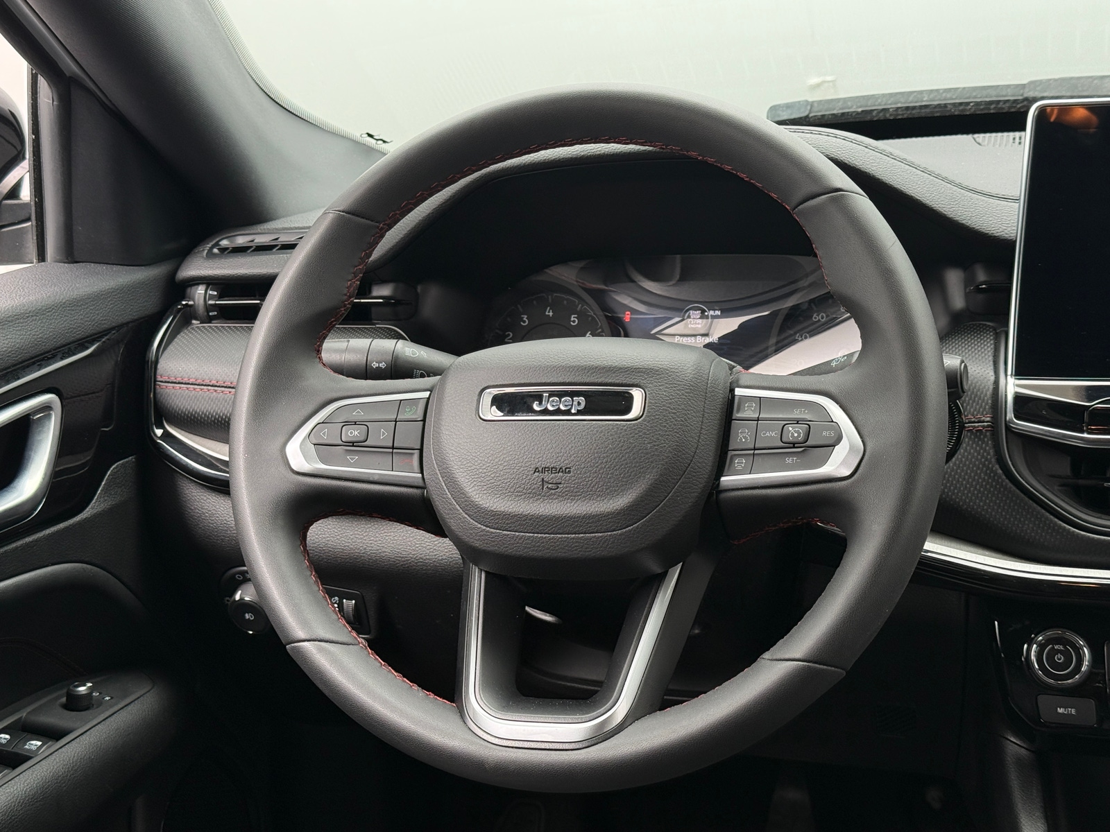 Thumbnail: 2025 Jeep Compass - 4