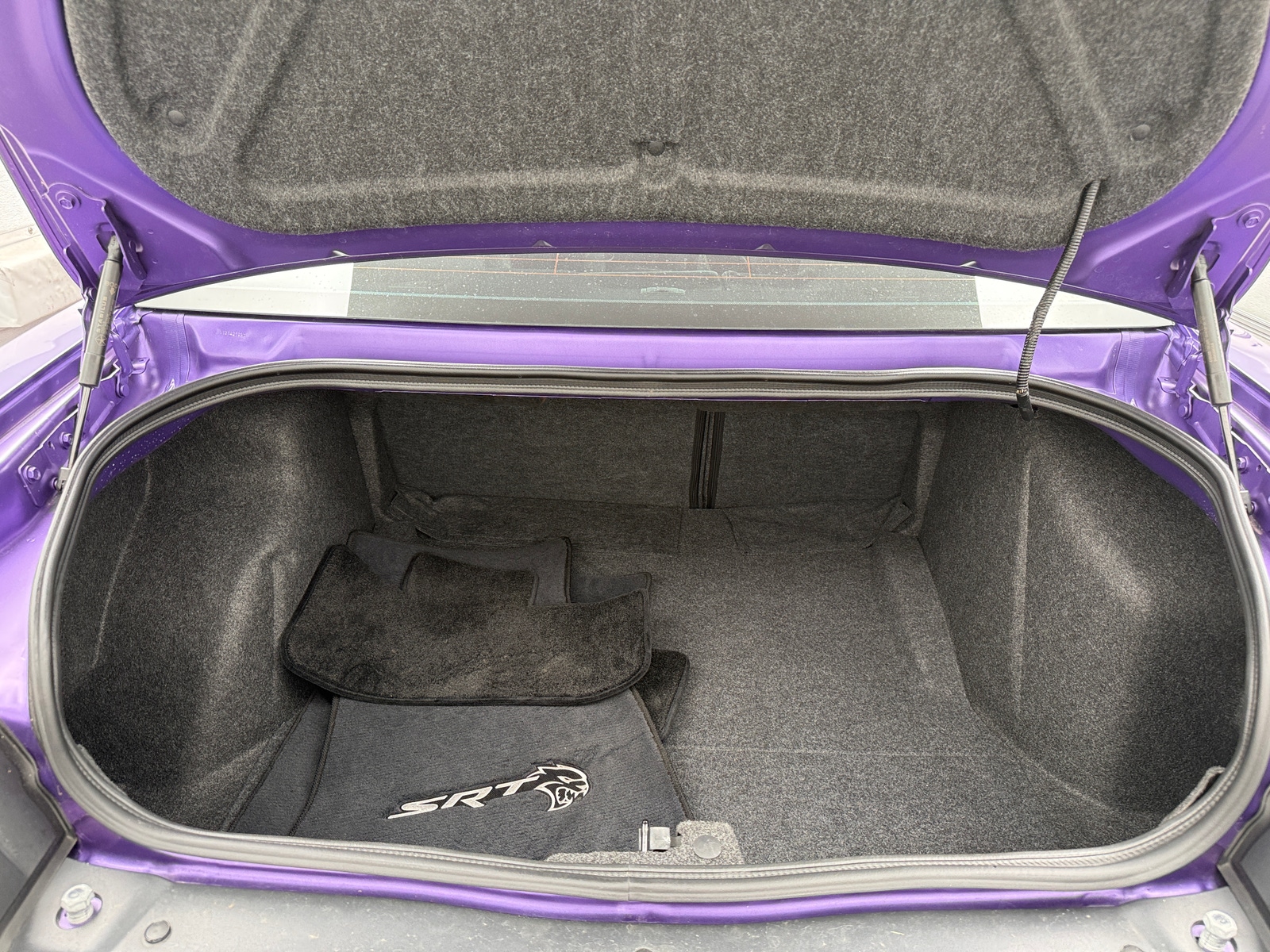 Thumbnail: 2016 Dodge Challenger - 4