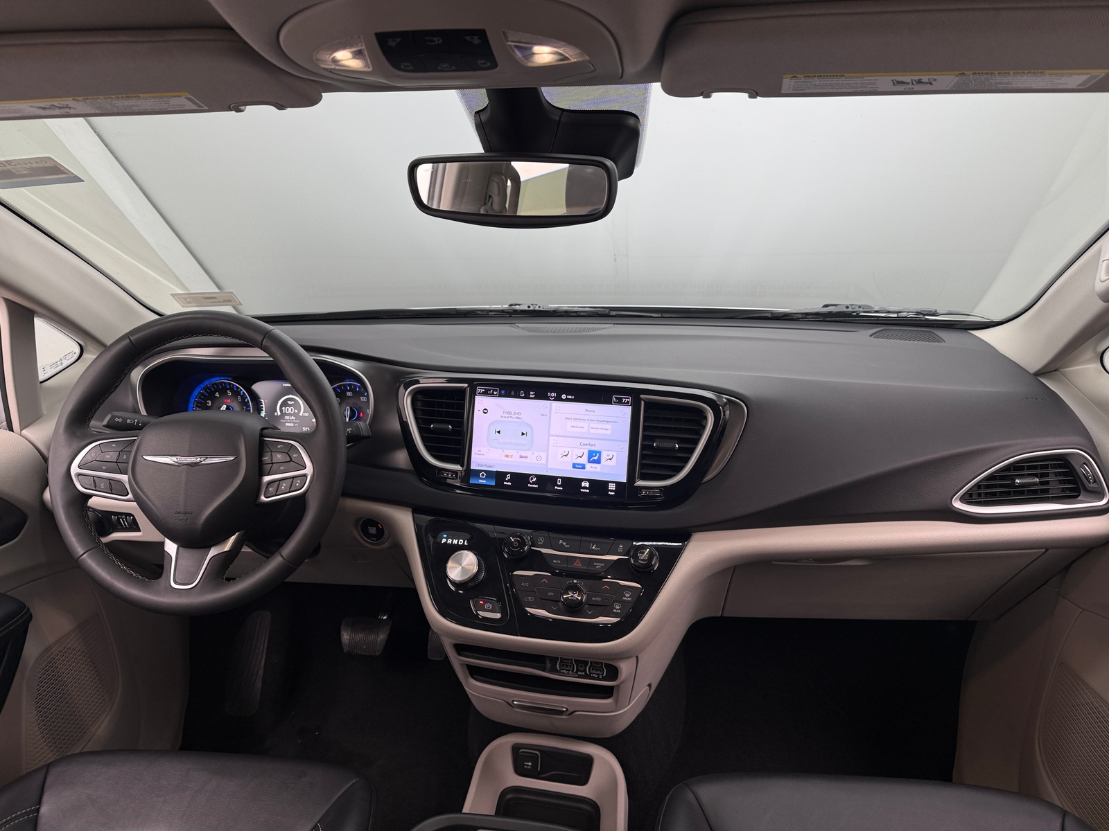 Thumbnail: 2024 Chrysler Pacifica - 2