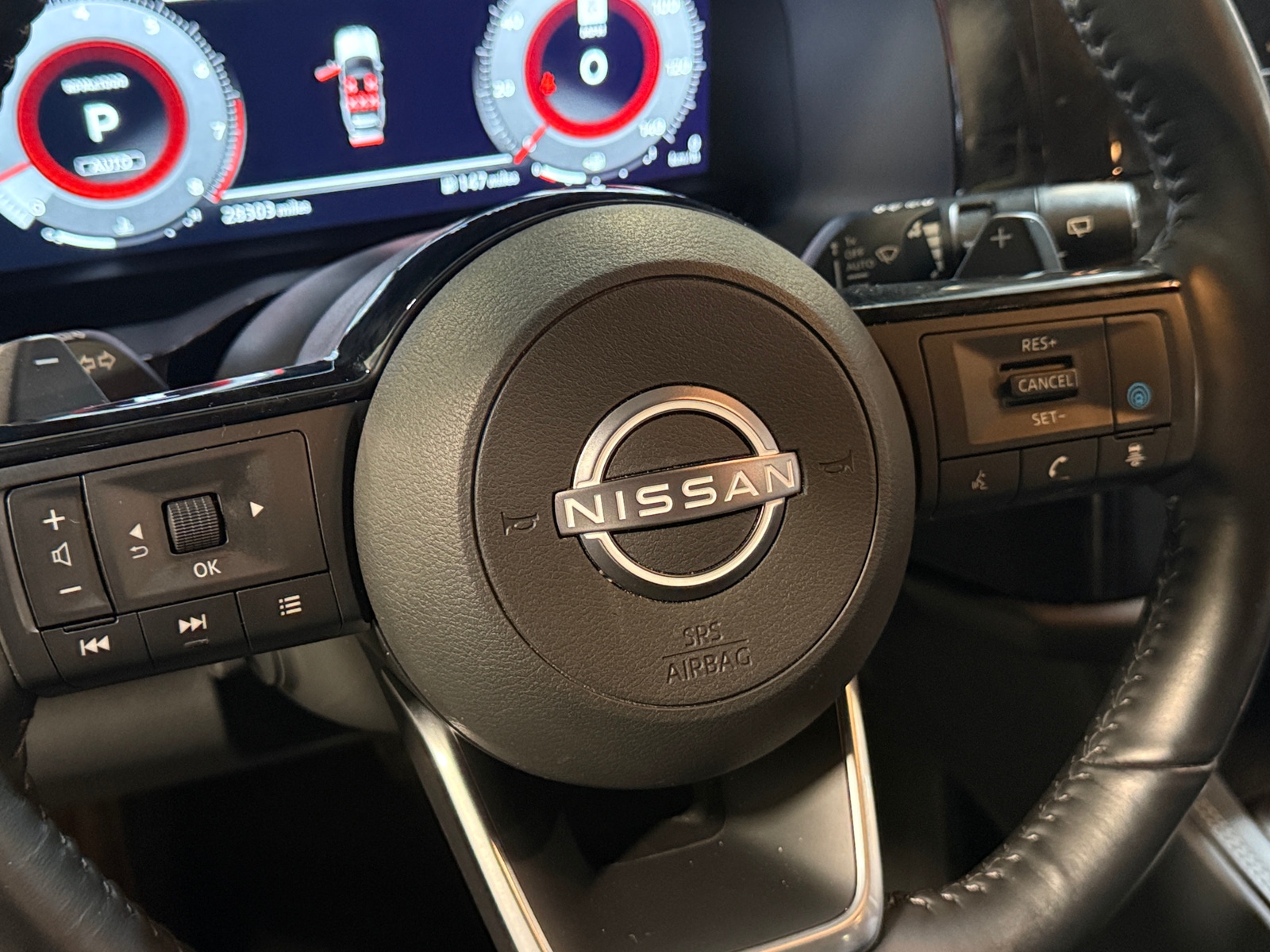 Thumbnail: 2023 Nissan Pathfinder - 5
