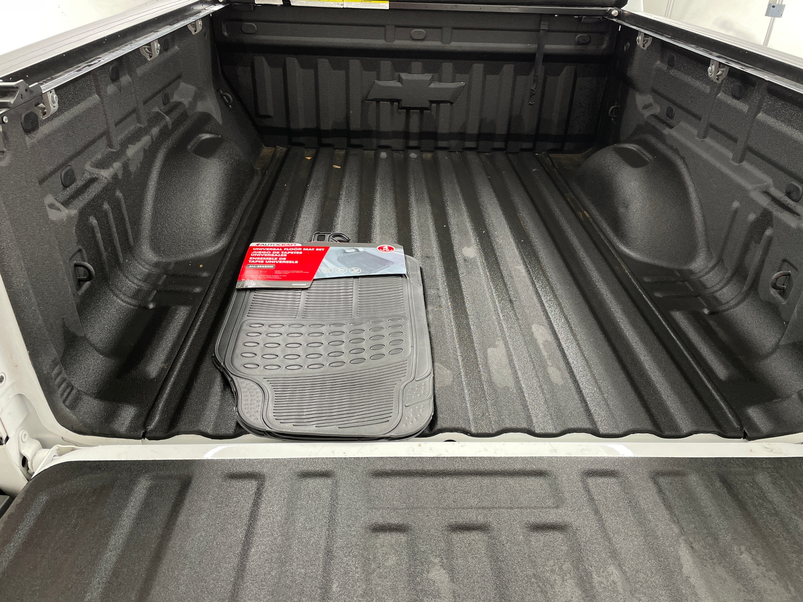 Thumbnail: 2018 Chevrolet Colorado - 7