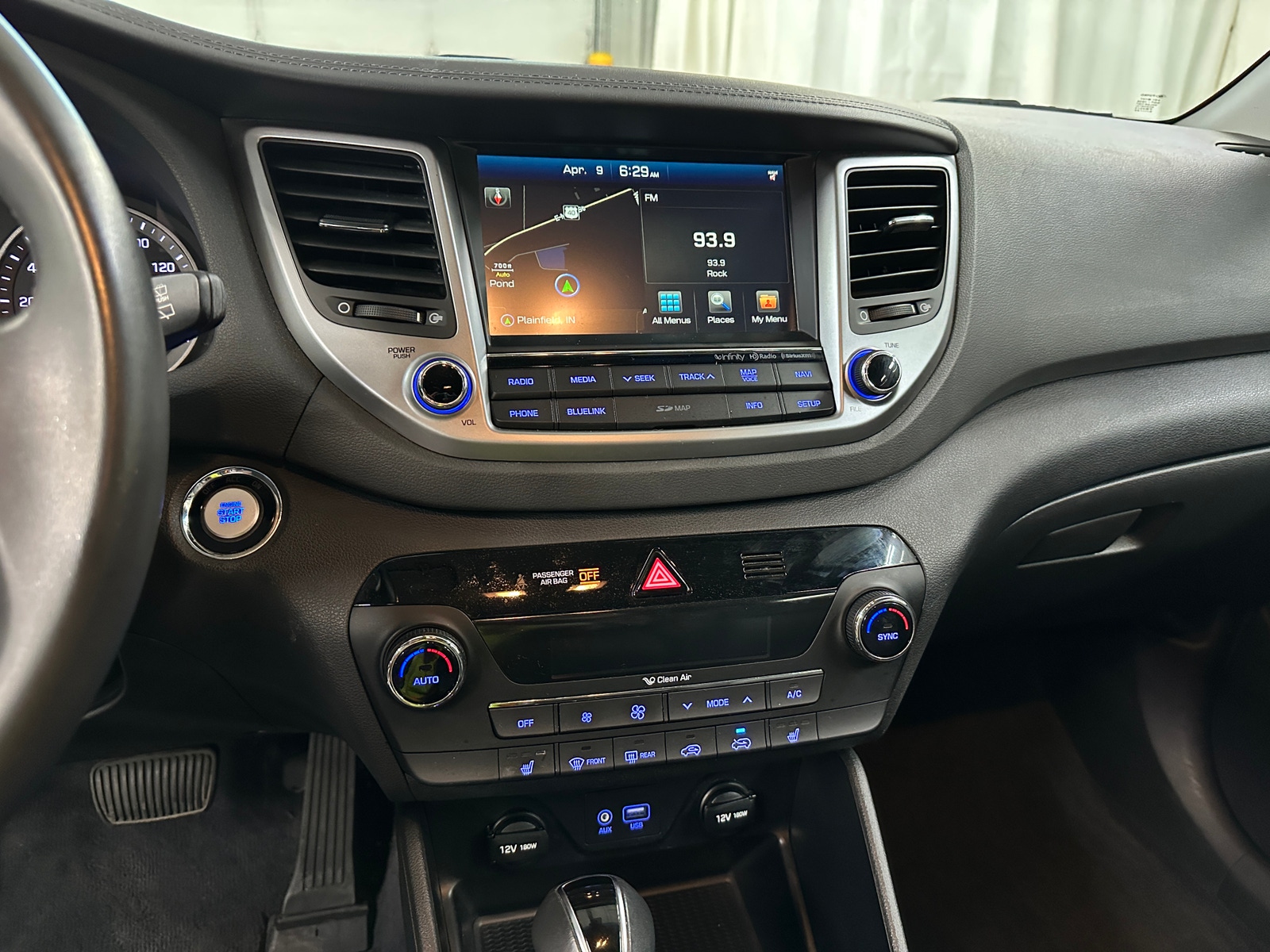 Thumbnail: 2017 Hyundai Tucson - 3