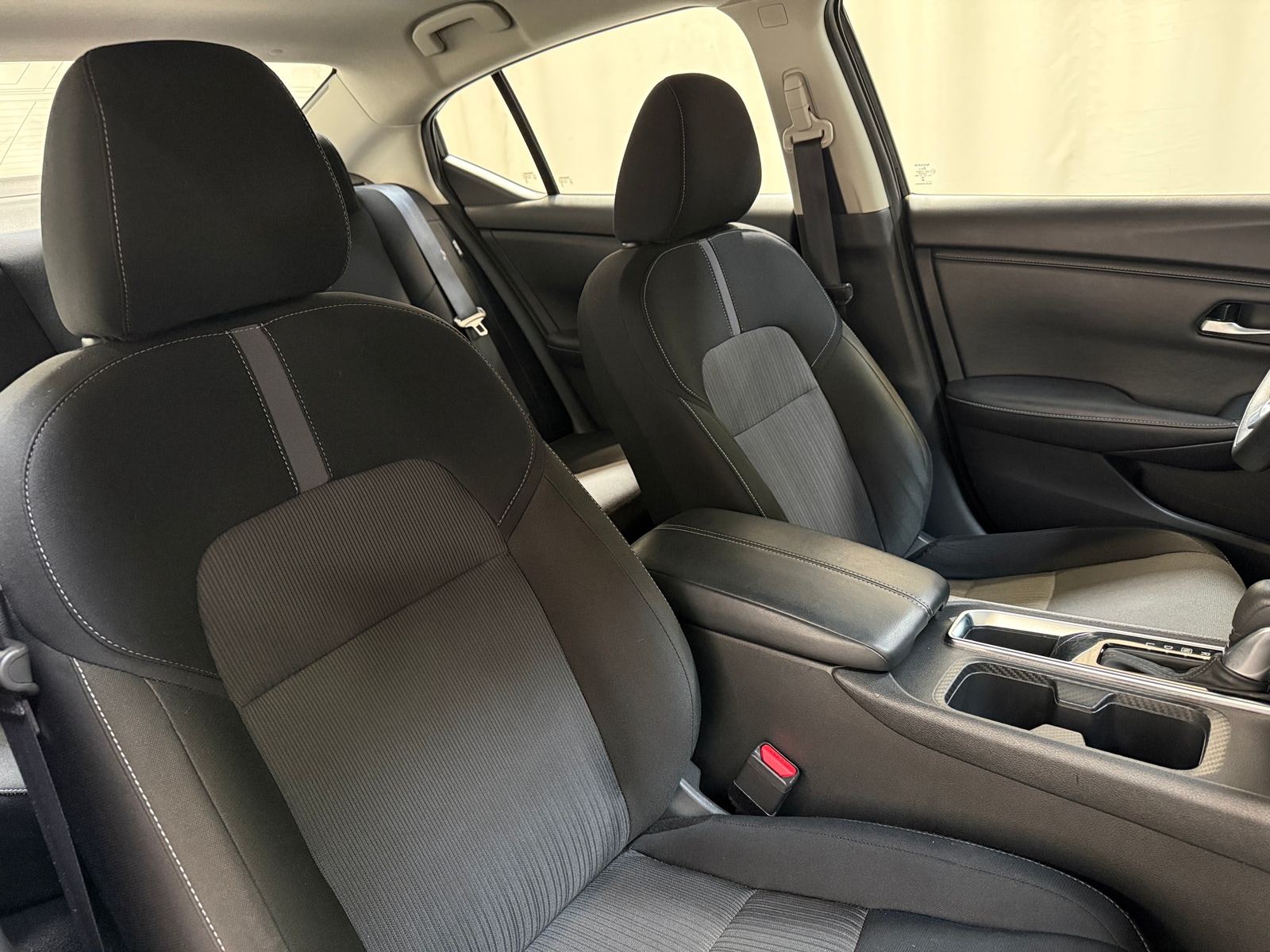 Thumbnail: 2025 Nissan Sentra - 2