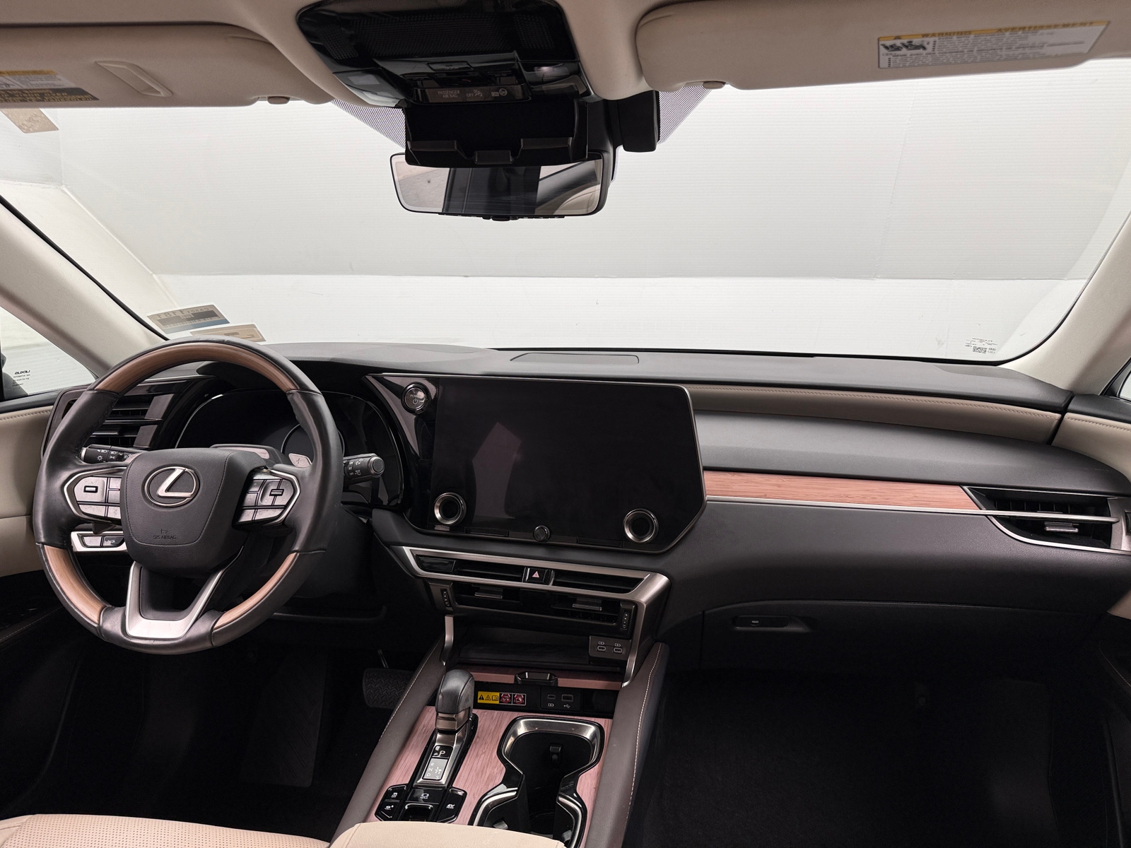 Thumbnail: 2023 Lexus RX - 2