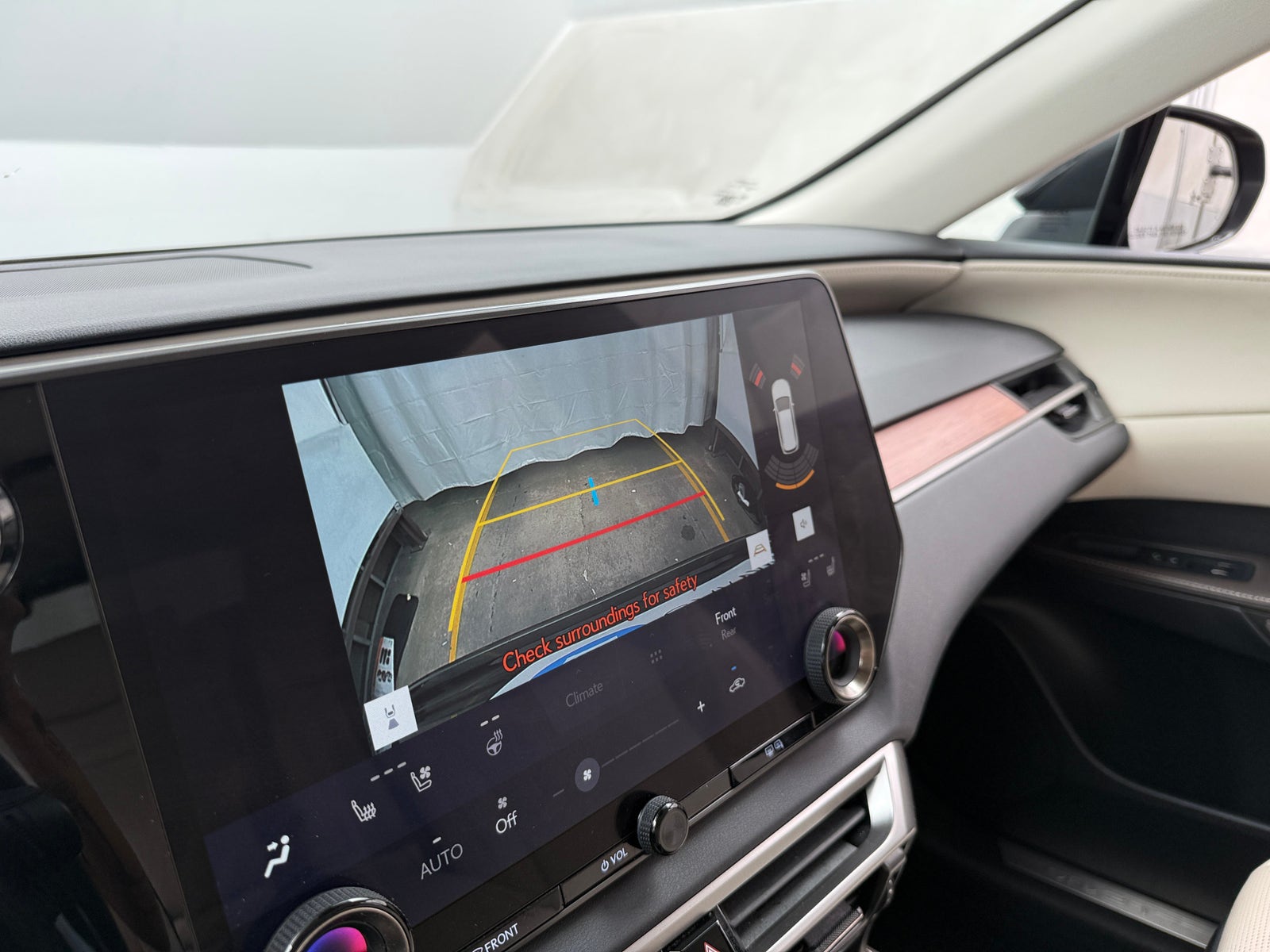 Thumbnail: 2023 Lexus RX - 3