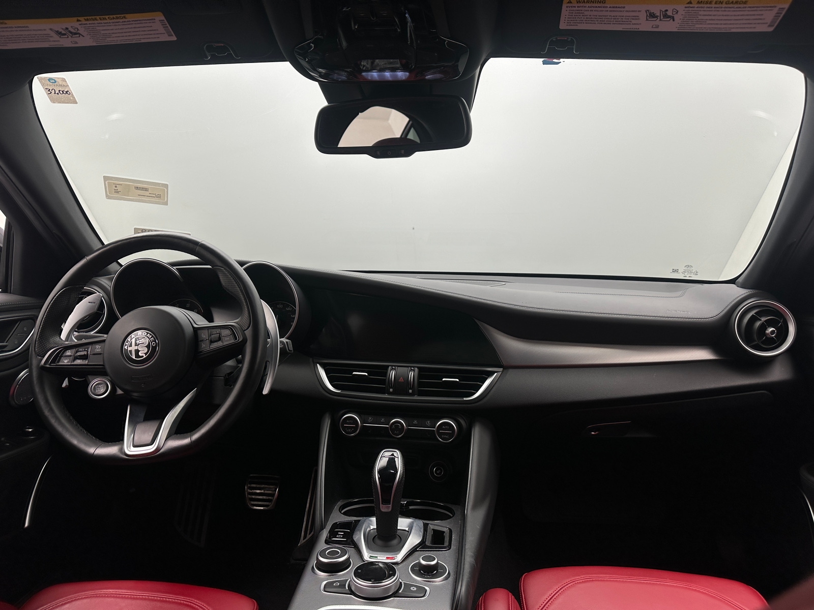 Thumbnail: 2022 Alfa Romeo Giulia - 2