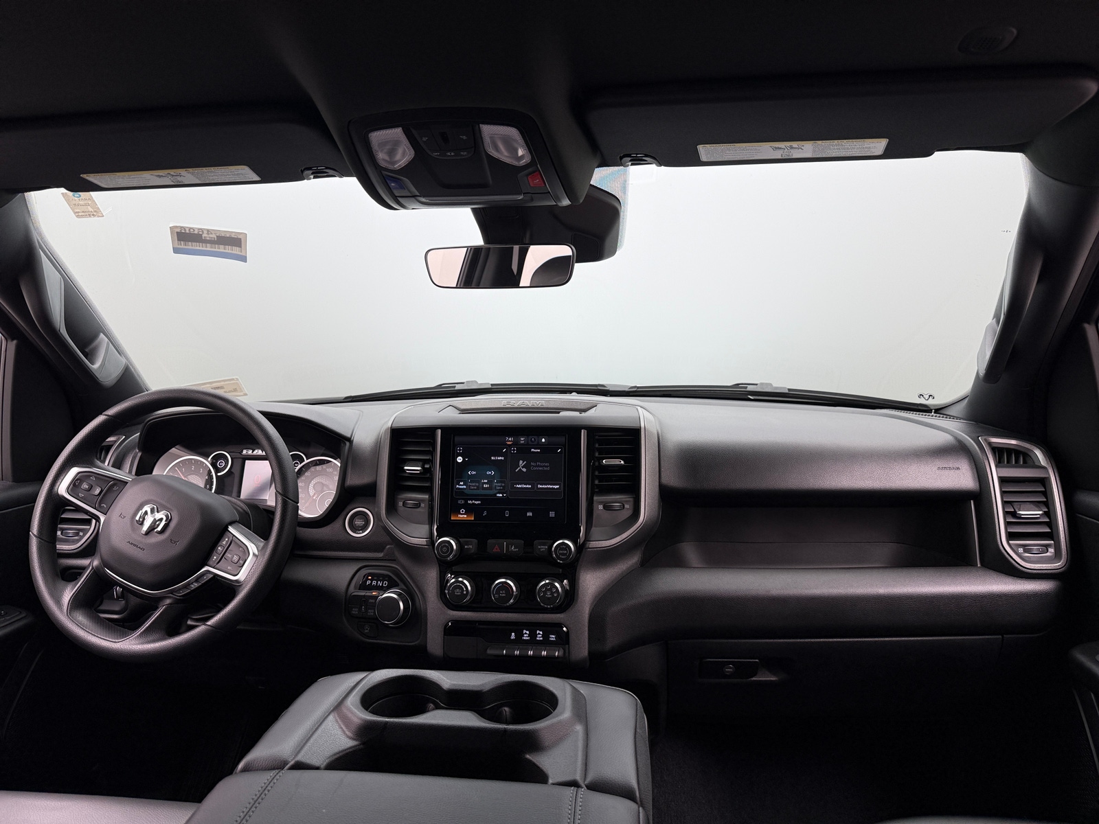 Thumbnail: 2025 RAM 1500 - 2