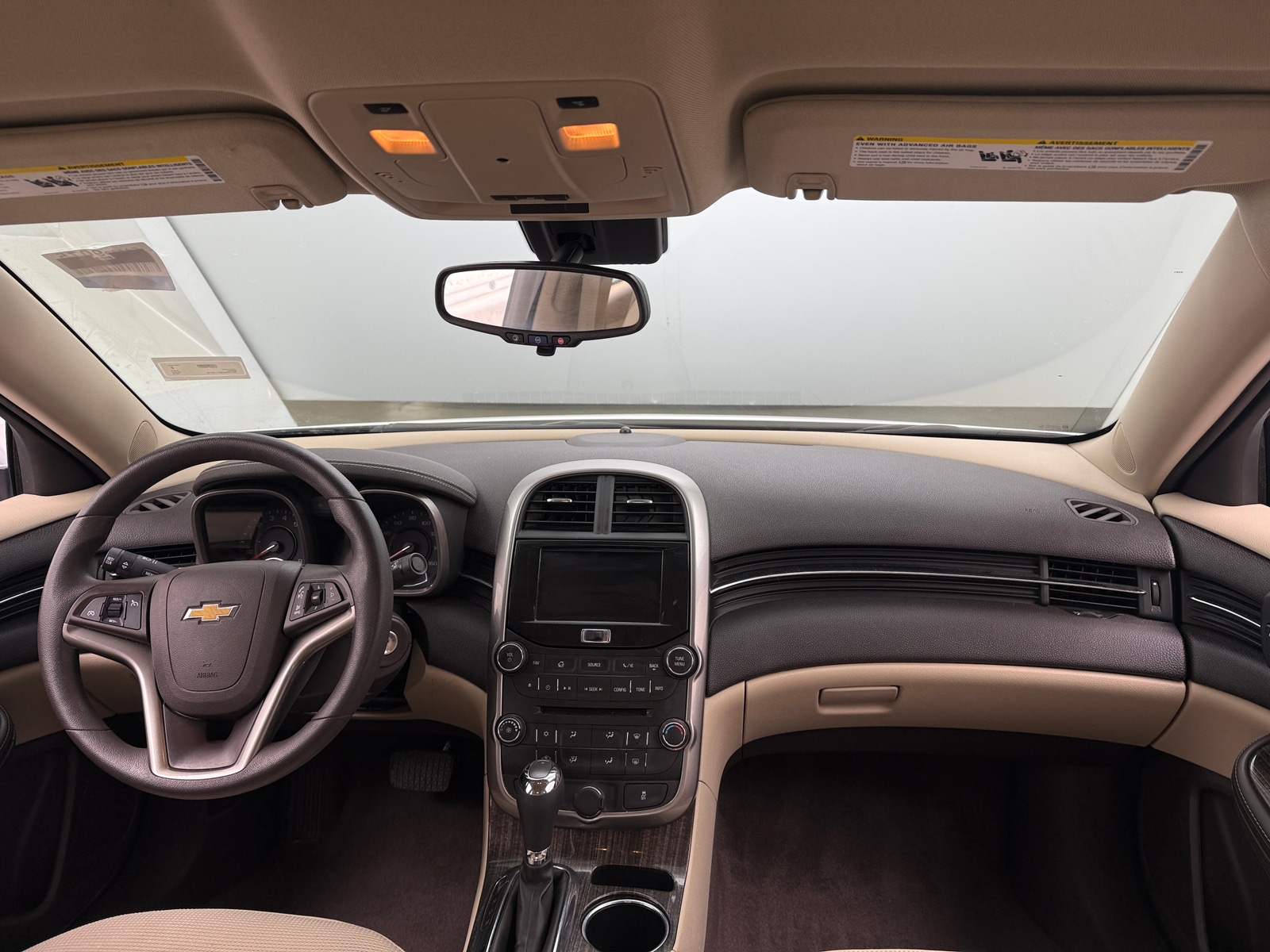 Thumbnail: 2015 Chevrolet Malibu - 3