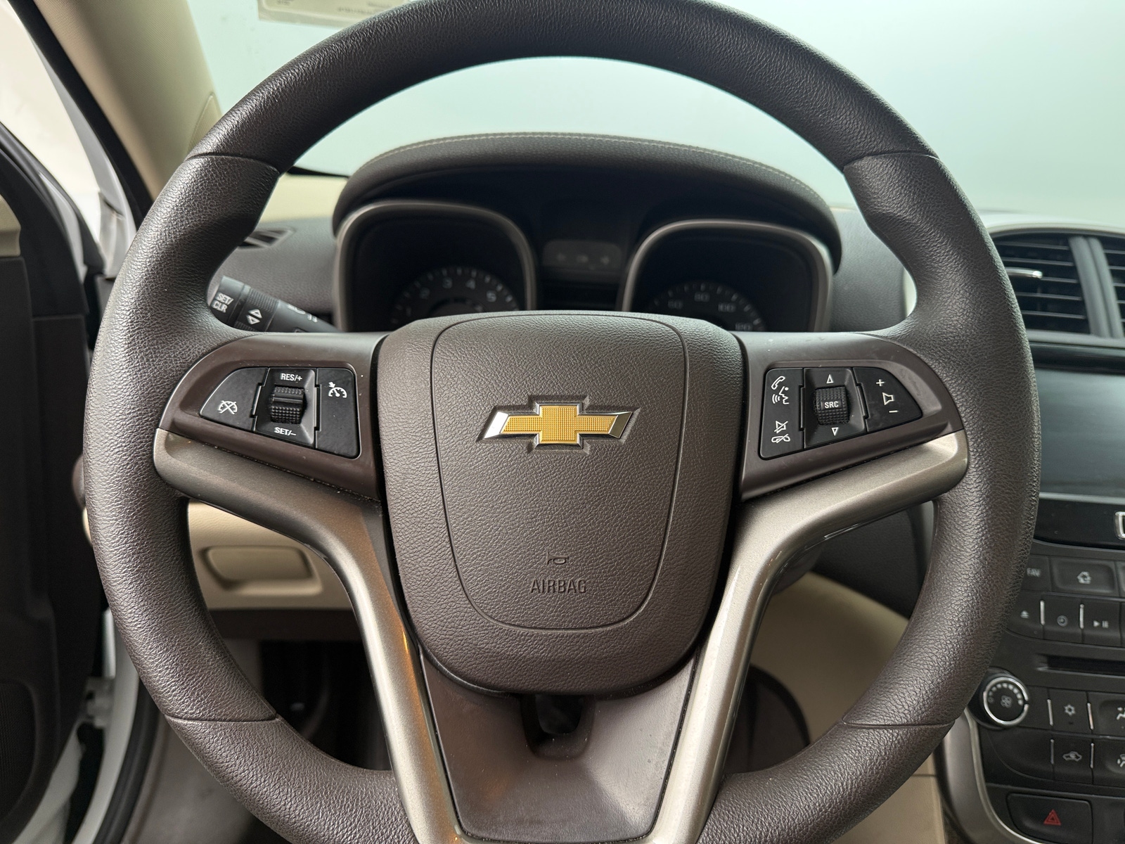 Thumbnail: 2015 Chevrolet Malibu - 5