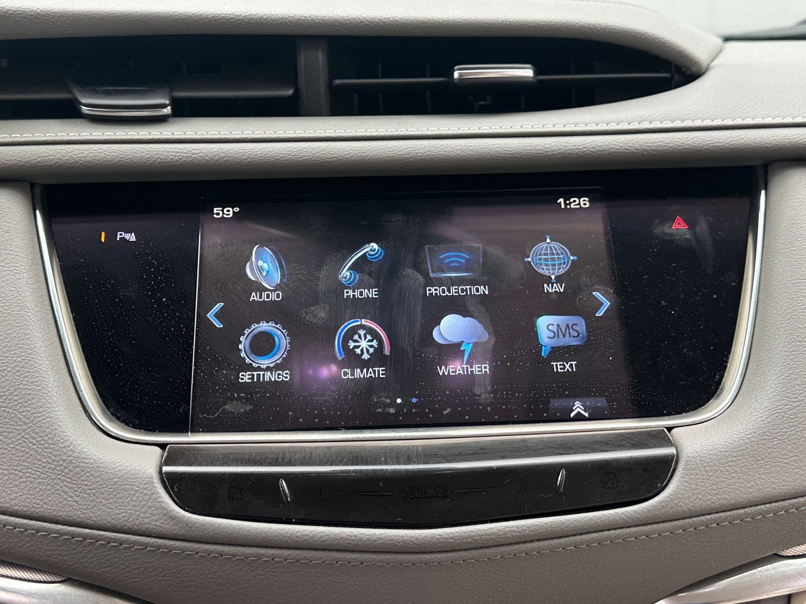 Thumbnail: 2017 Cadillac XT5 - 3