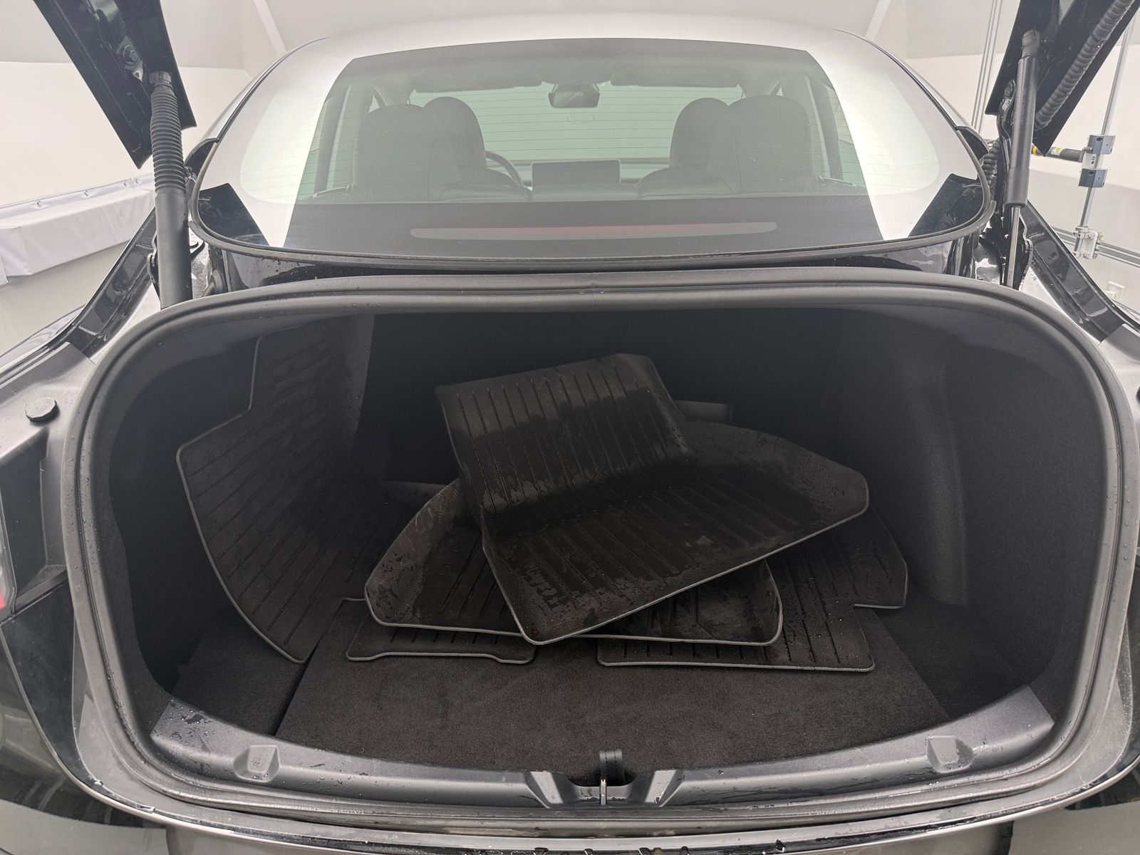 Thumbnail: 2023 Tesla Model 3 - 6