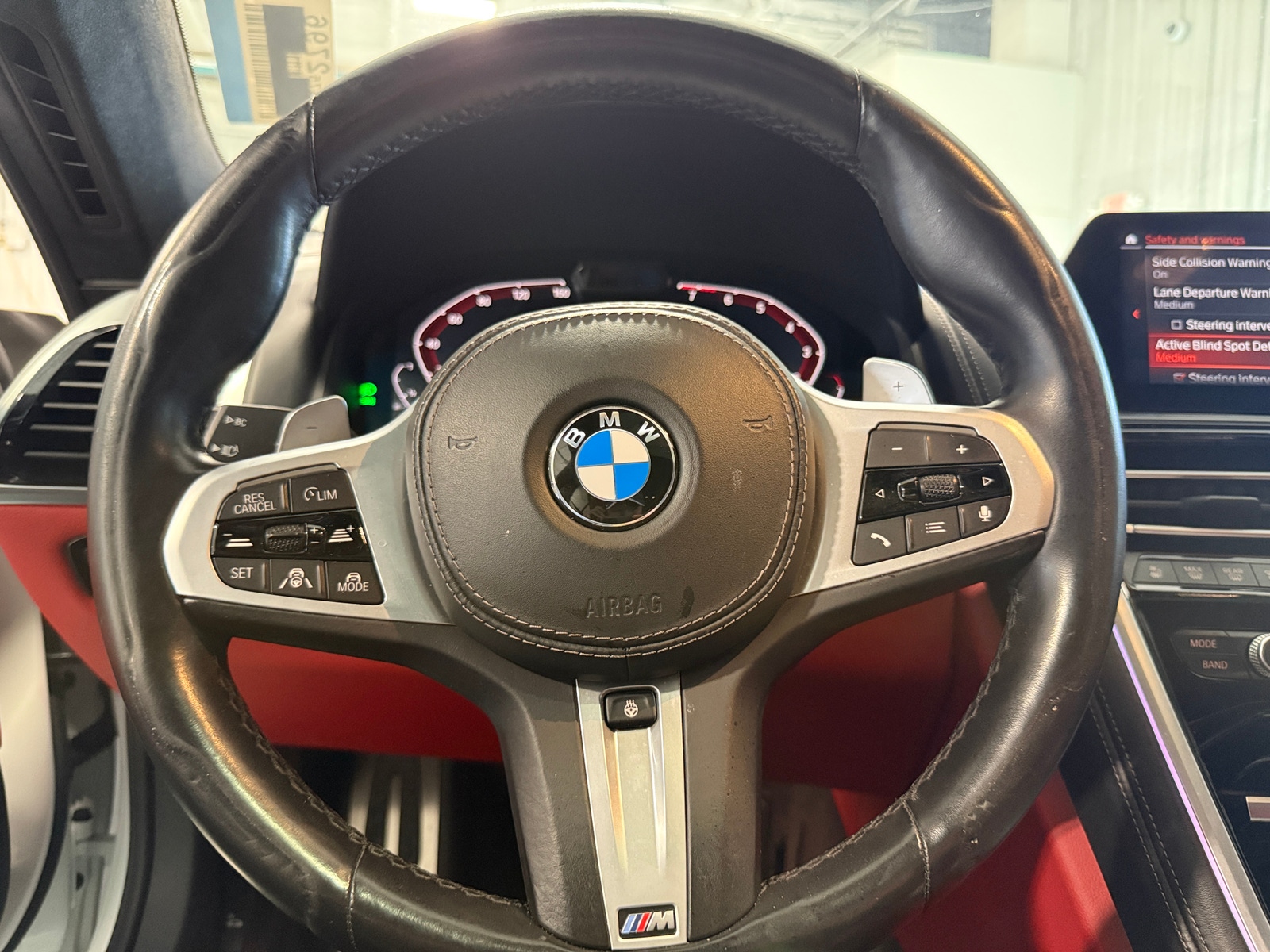 Thumbnail: 2022 BMW 8 Series - 4
