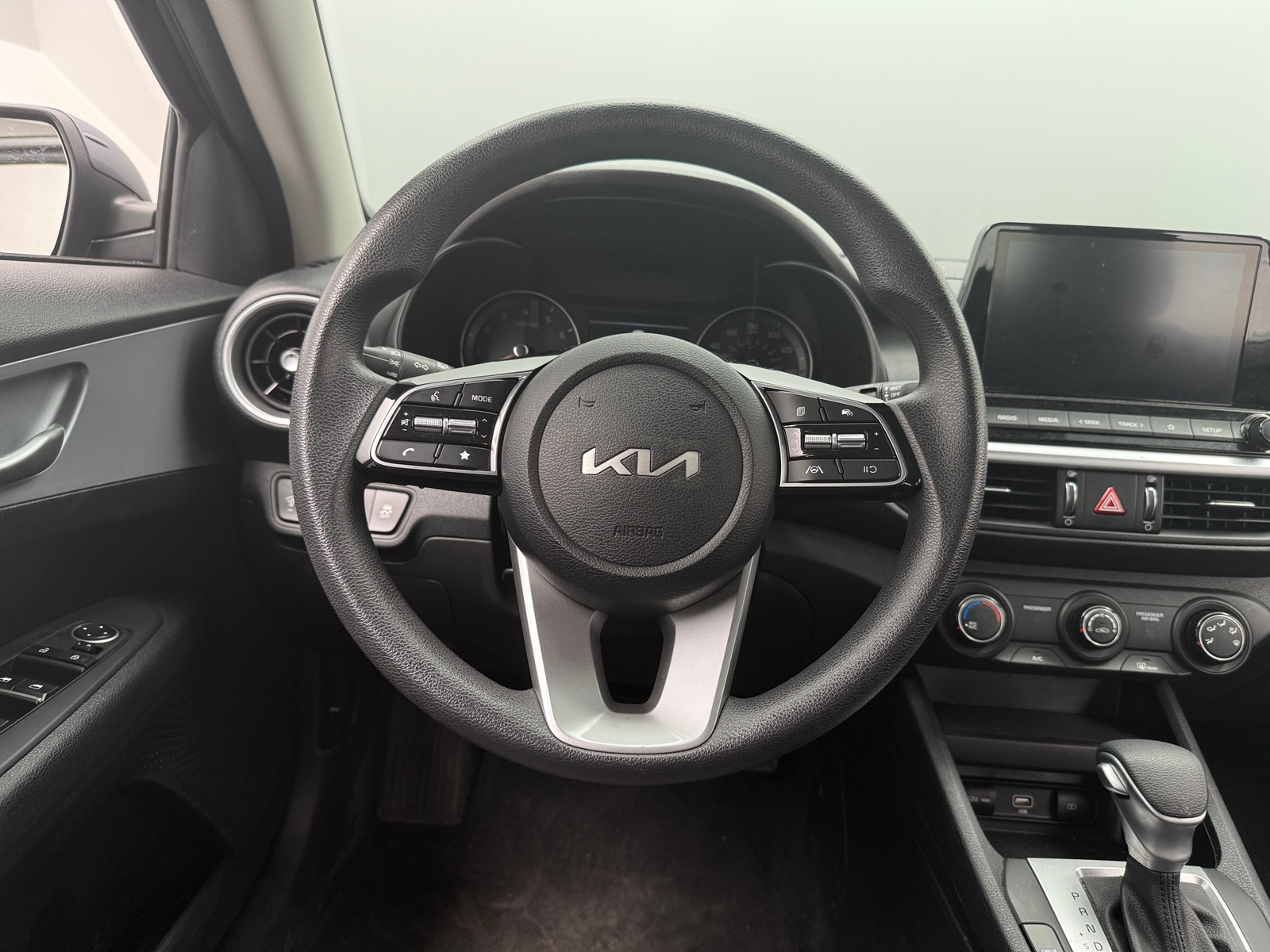 Thumbnail: 2024 Kia Forte - 5