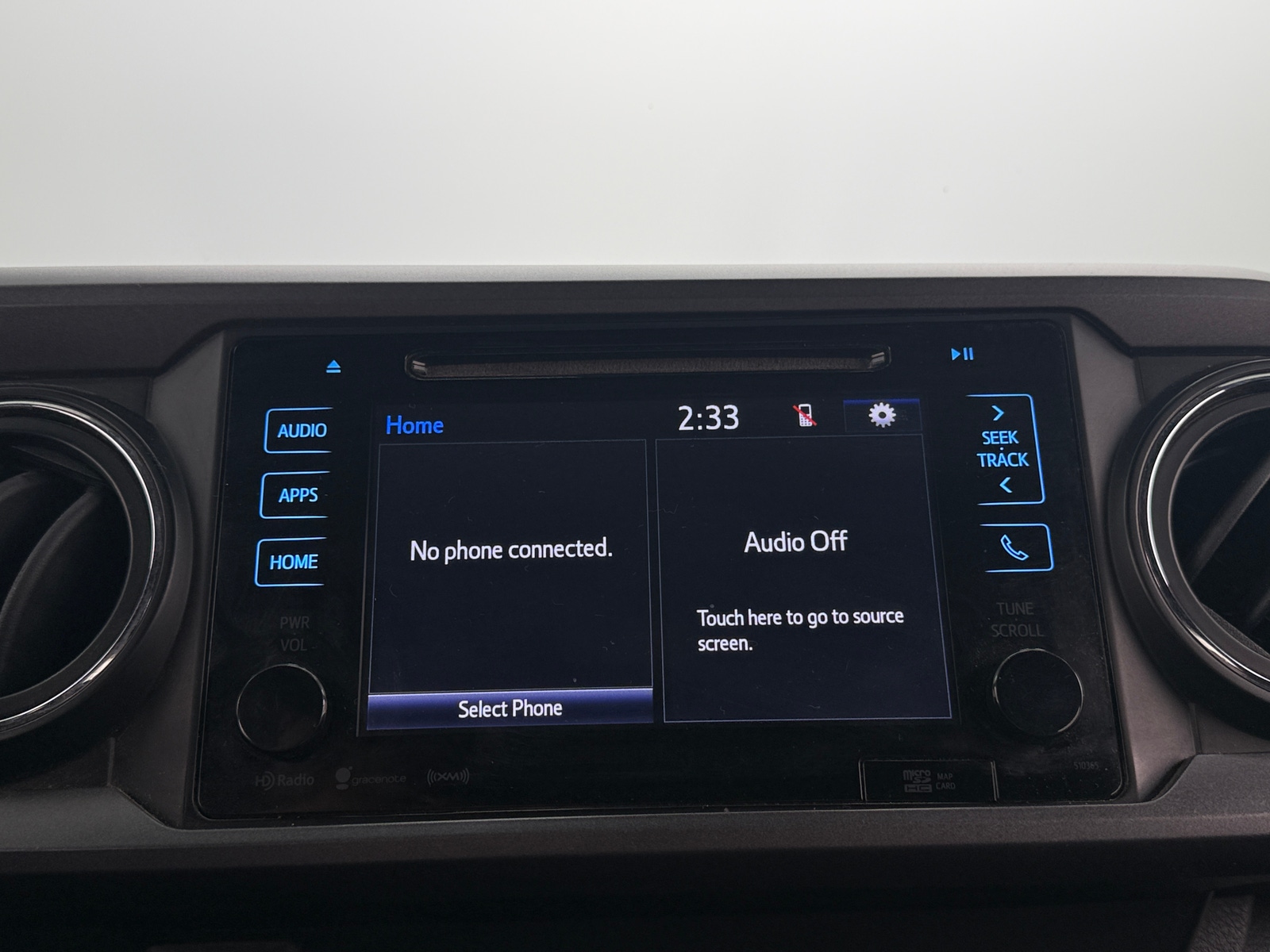 Thumbnail: 2019 Toyota Tacoma - 4
