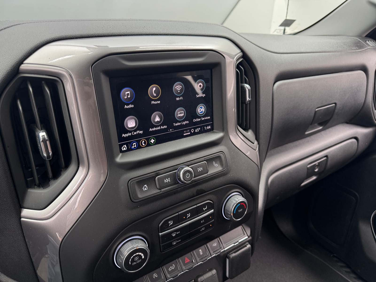 Thumbnail: 2024 Chevrolet Silverado 1500 - 4