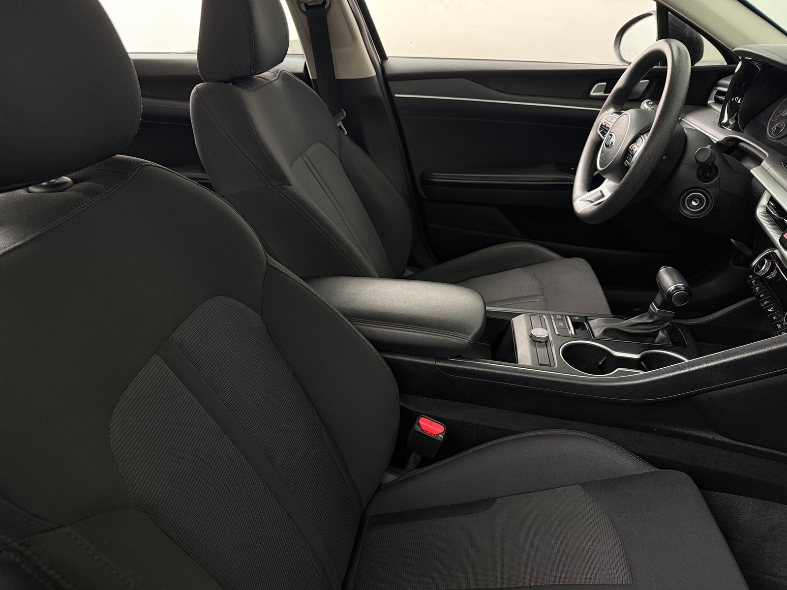 Thumbnail: 2021 Kia K5 - 2