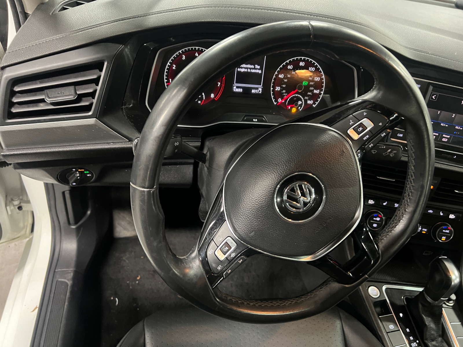 Thumbnail: 2019 Volkswagen Jetta - 4