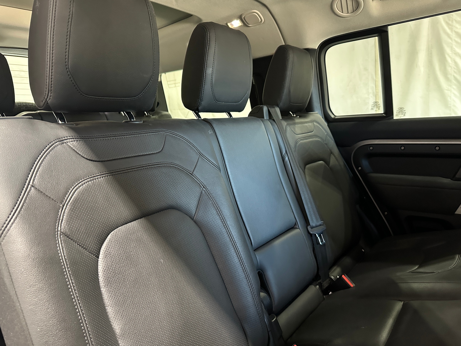 Thumbnail: 2023 Land Rover Defender - 5