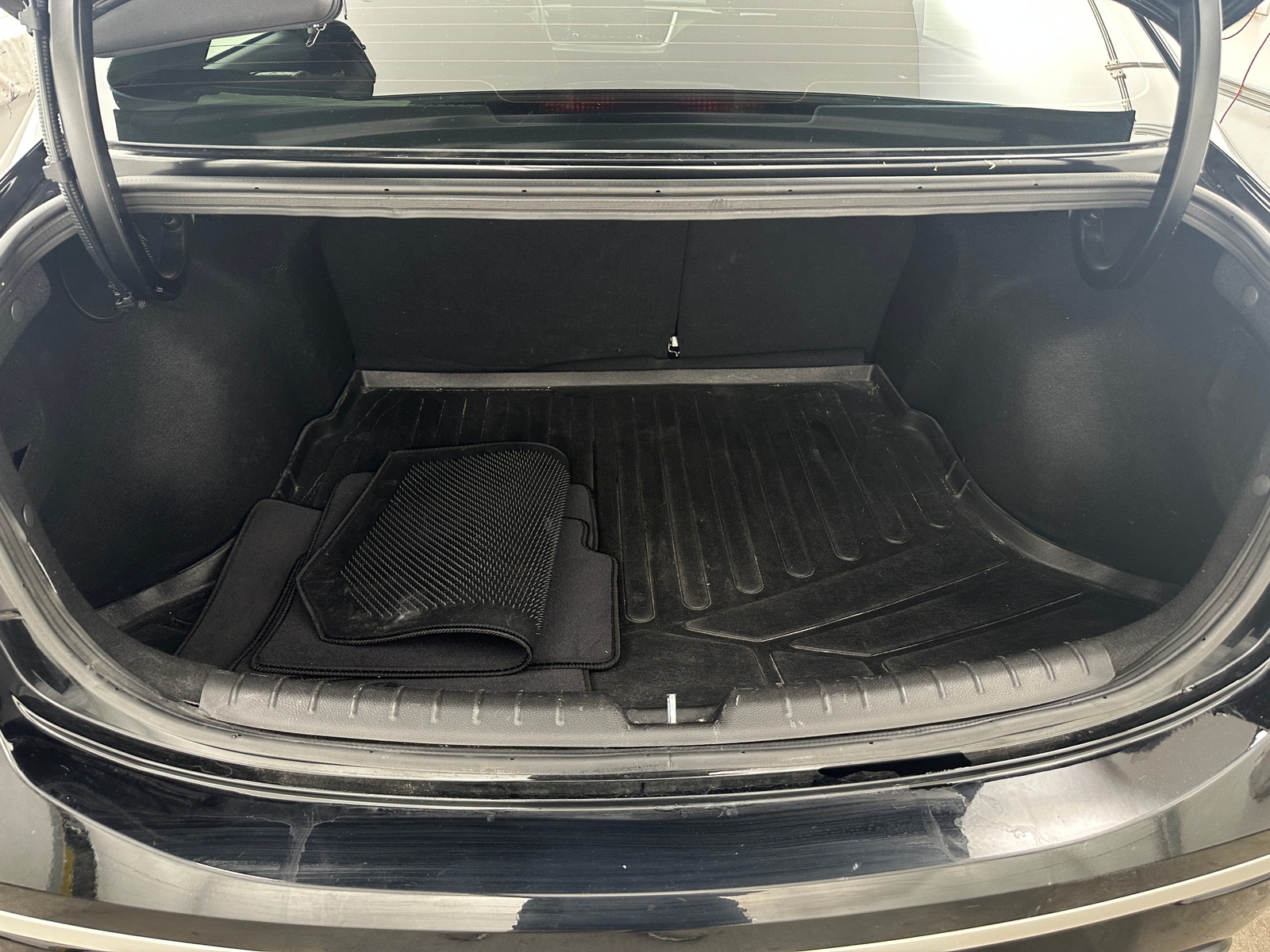 Thumbnail: 2023 Kia Rio - 7