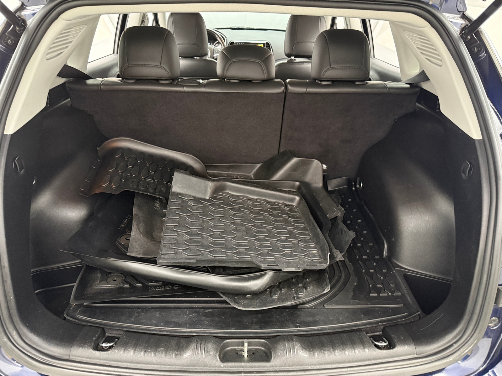 Thumbnail: 2019 Jeep Compass - 7