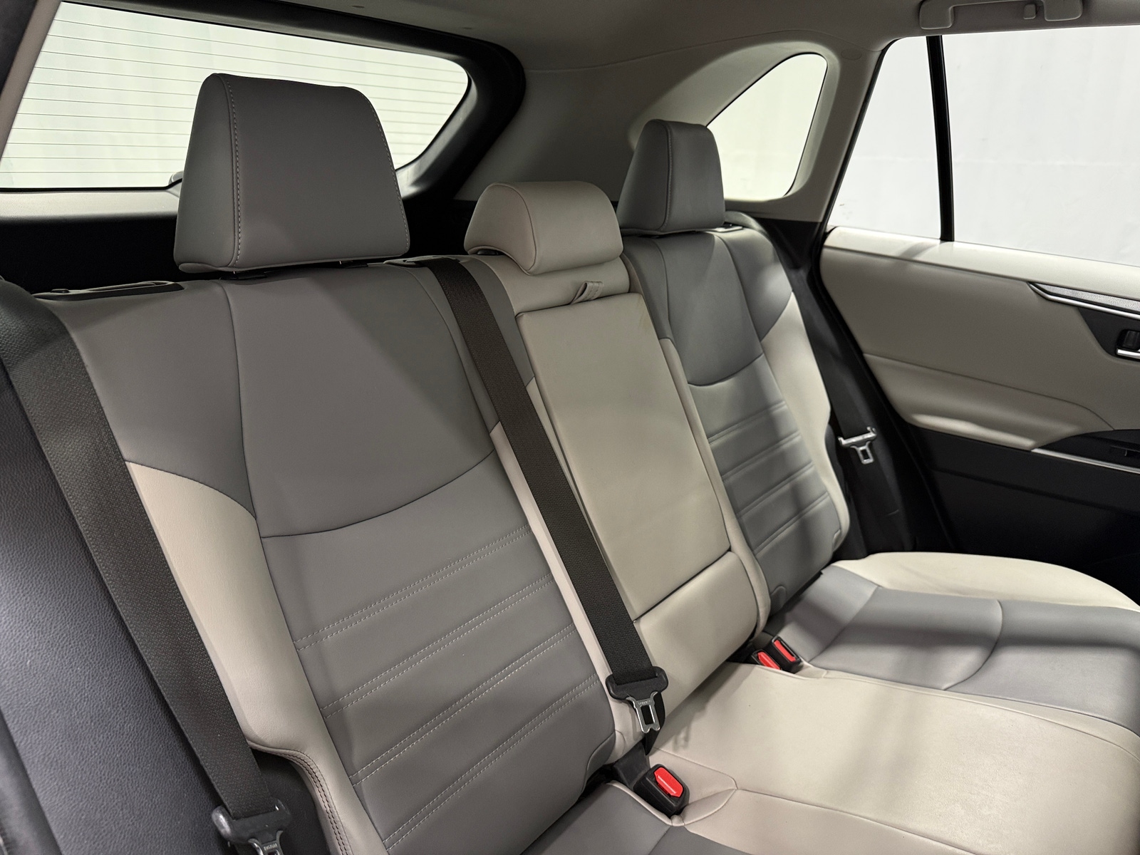 Thumbnail: 2019 Toyota RAV4 - 5