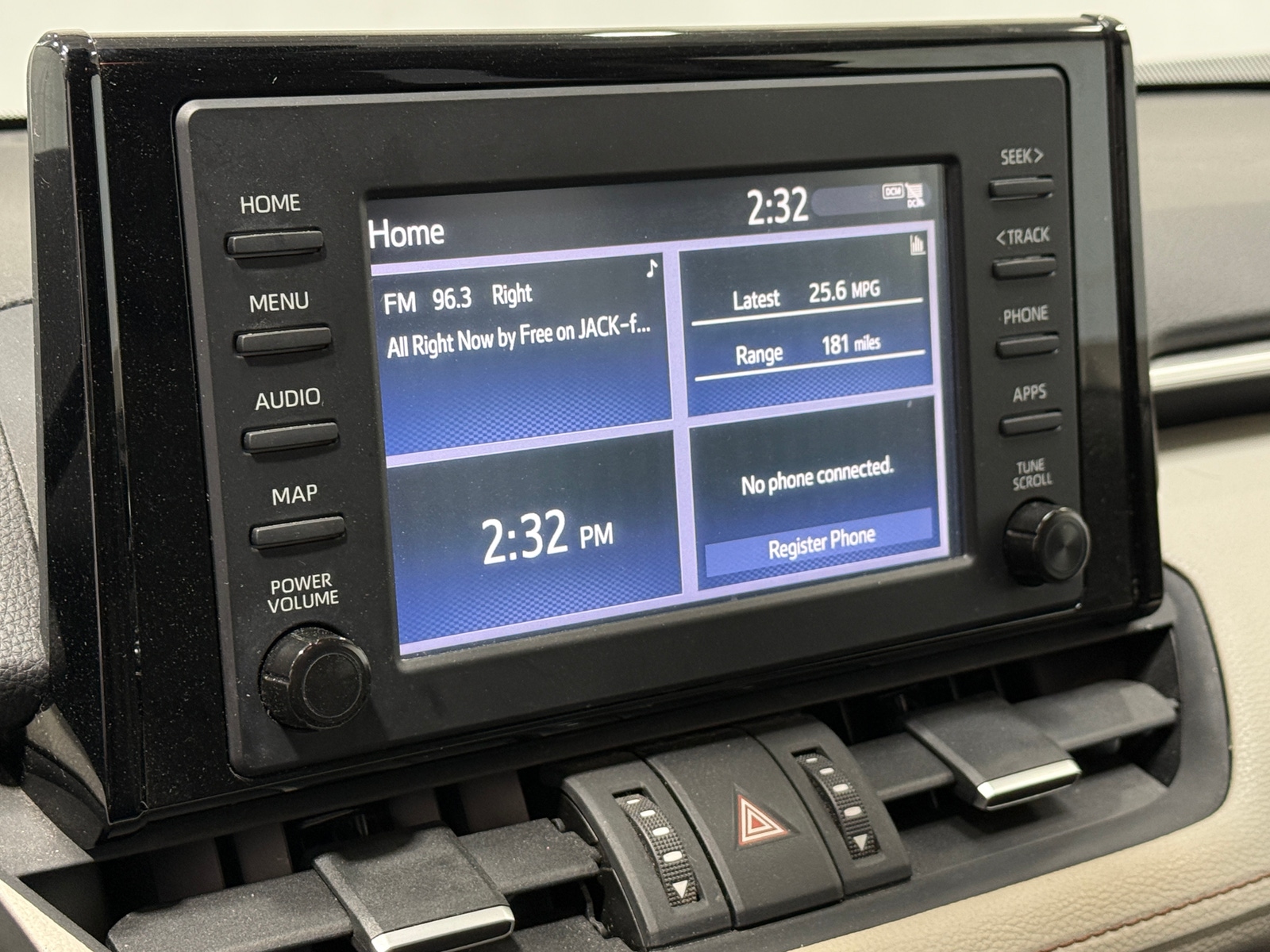 Thumbnail: 2019 Toyota RAV4 - 3