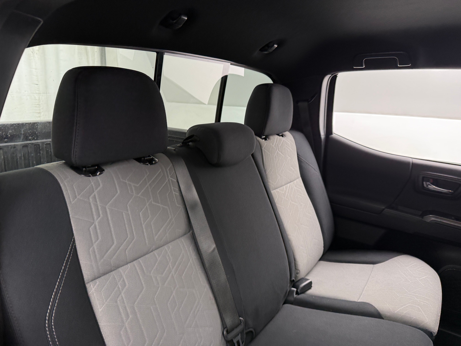 Thumbnail: 2022 Toyota Tacoma - 6