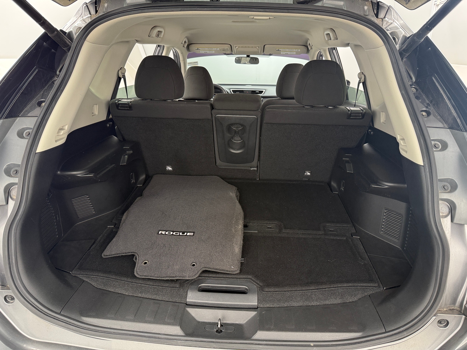 Thumbnail: 2016 Nissan Rogue - 7