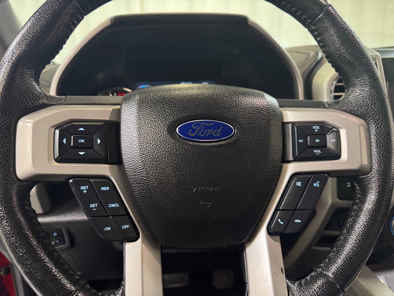 Thumbnail: 2016 Ford Econoline - 4