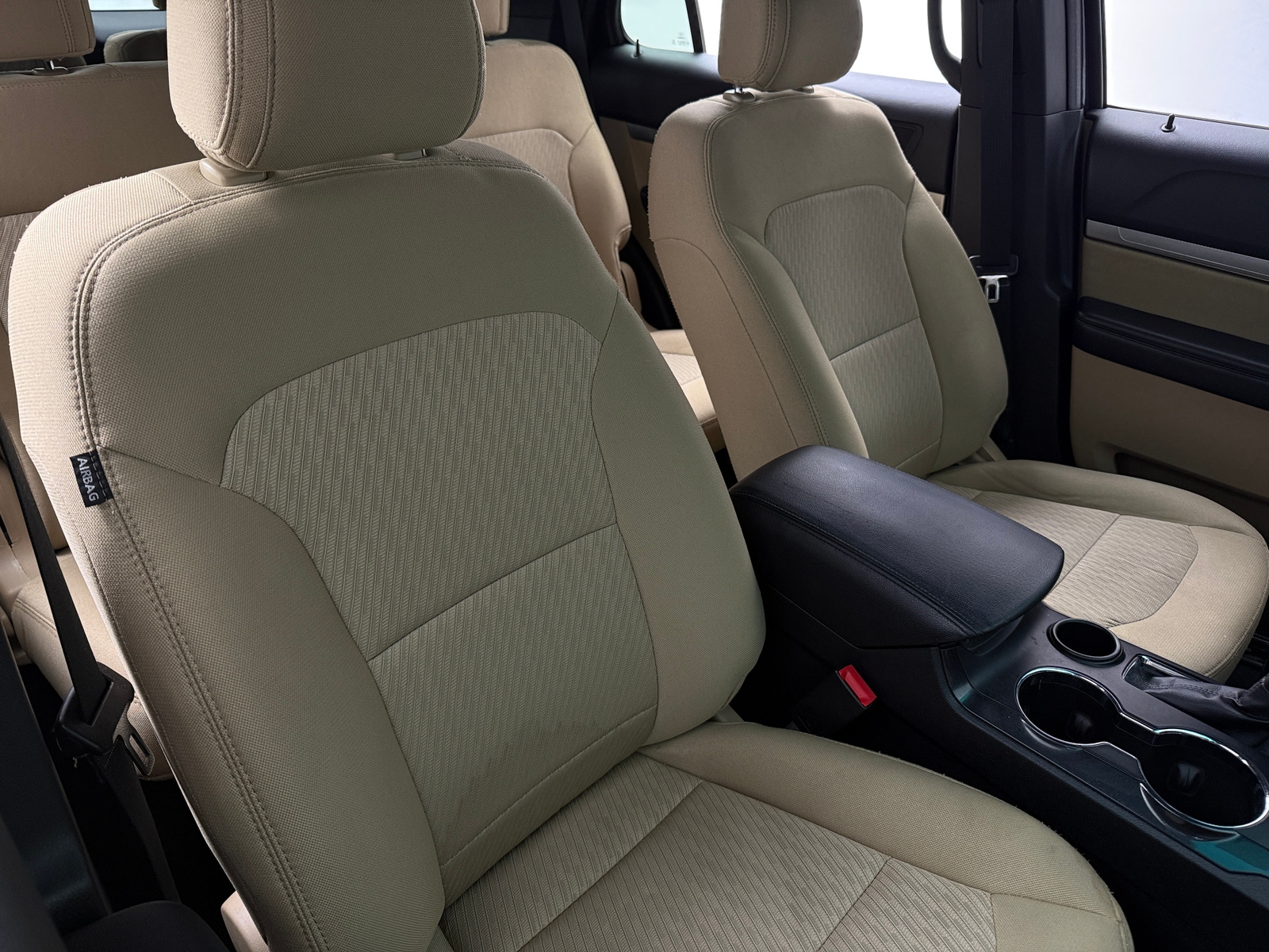 Thumbnail: 2017 Ford Explorer - 2