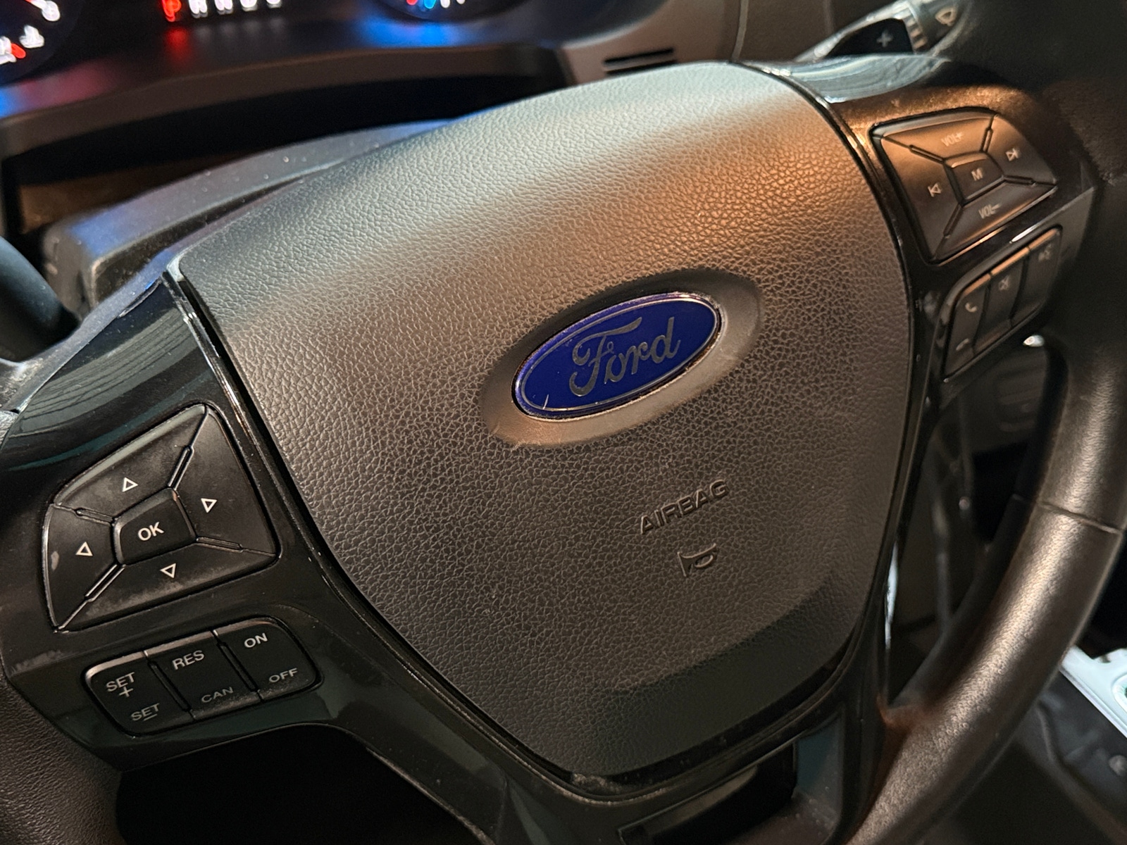 Thumbnail: 2017 Ford Explorer - 5