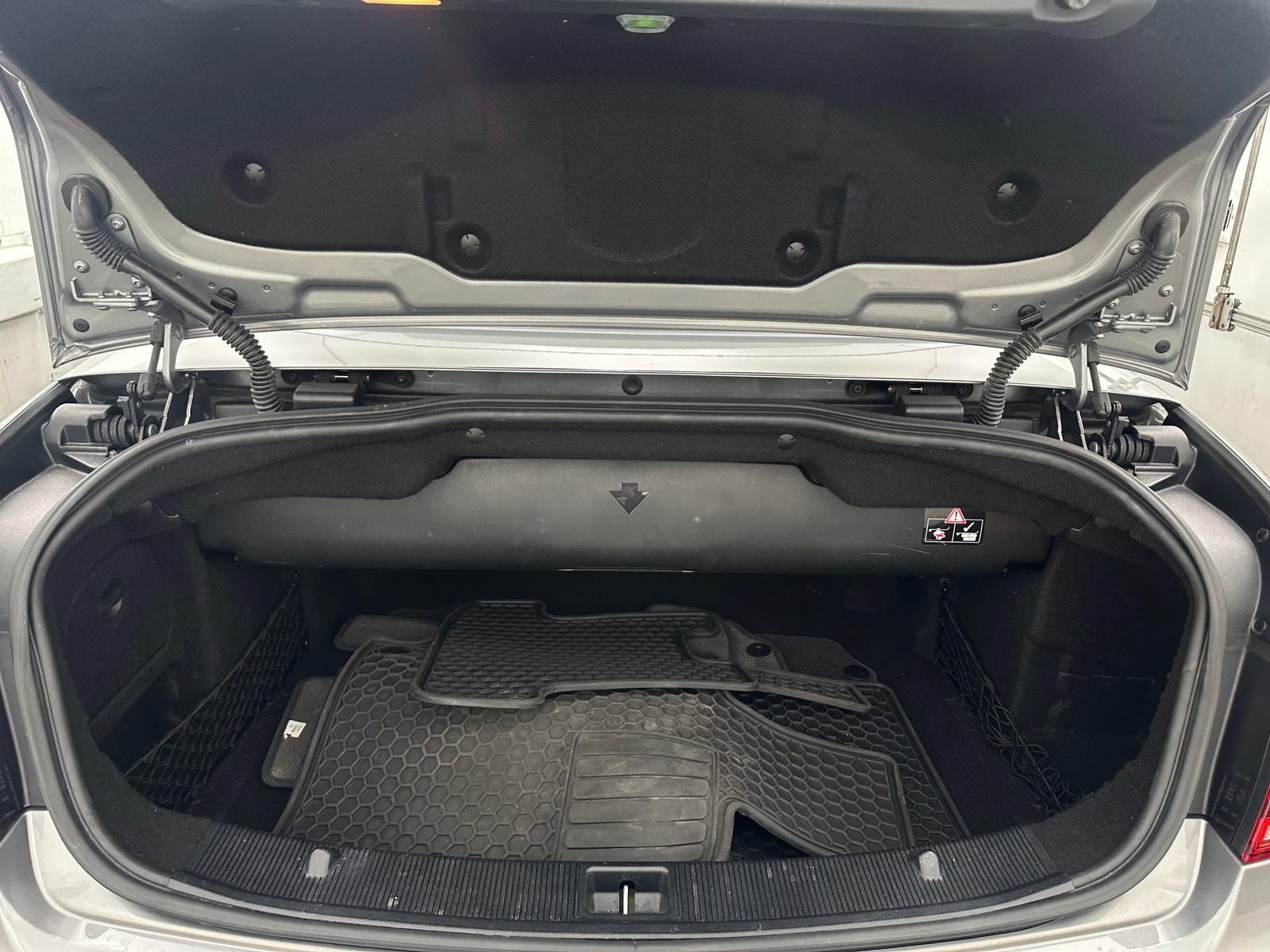 Thumbnail: 2014 Mercedes-Benz E-Class - 6