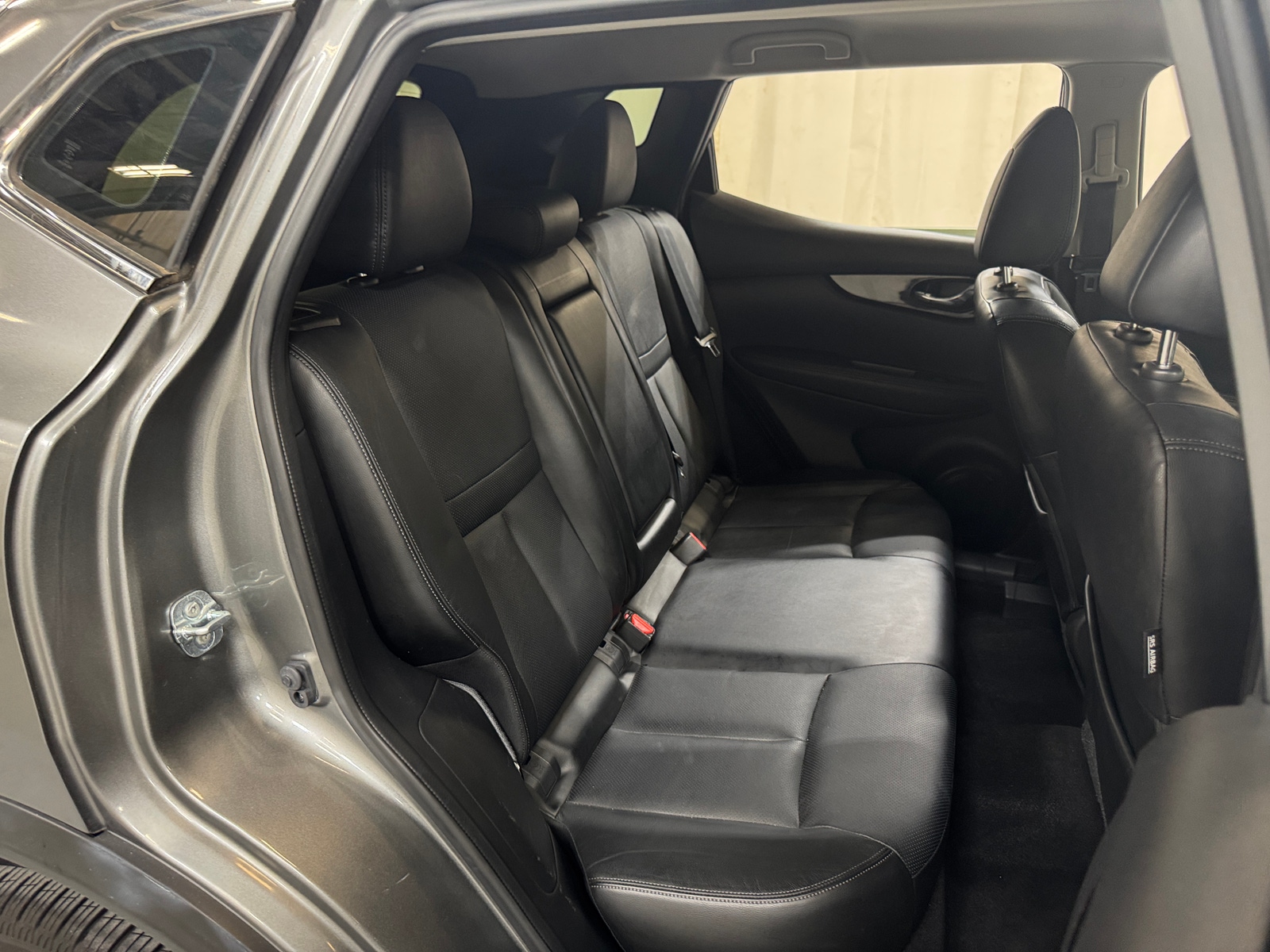 Thumbnail: 2017 Nissan Rogue Sport - 5