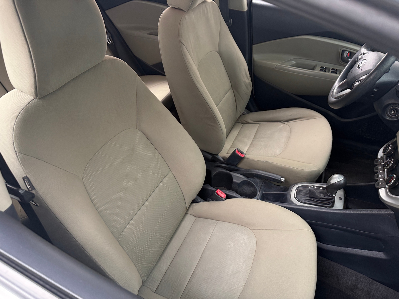 Thumbnail: 2016 Kia Rio - 2