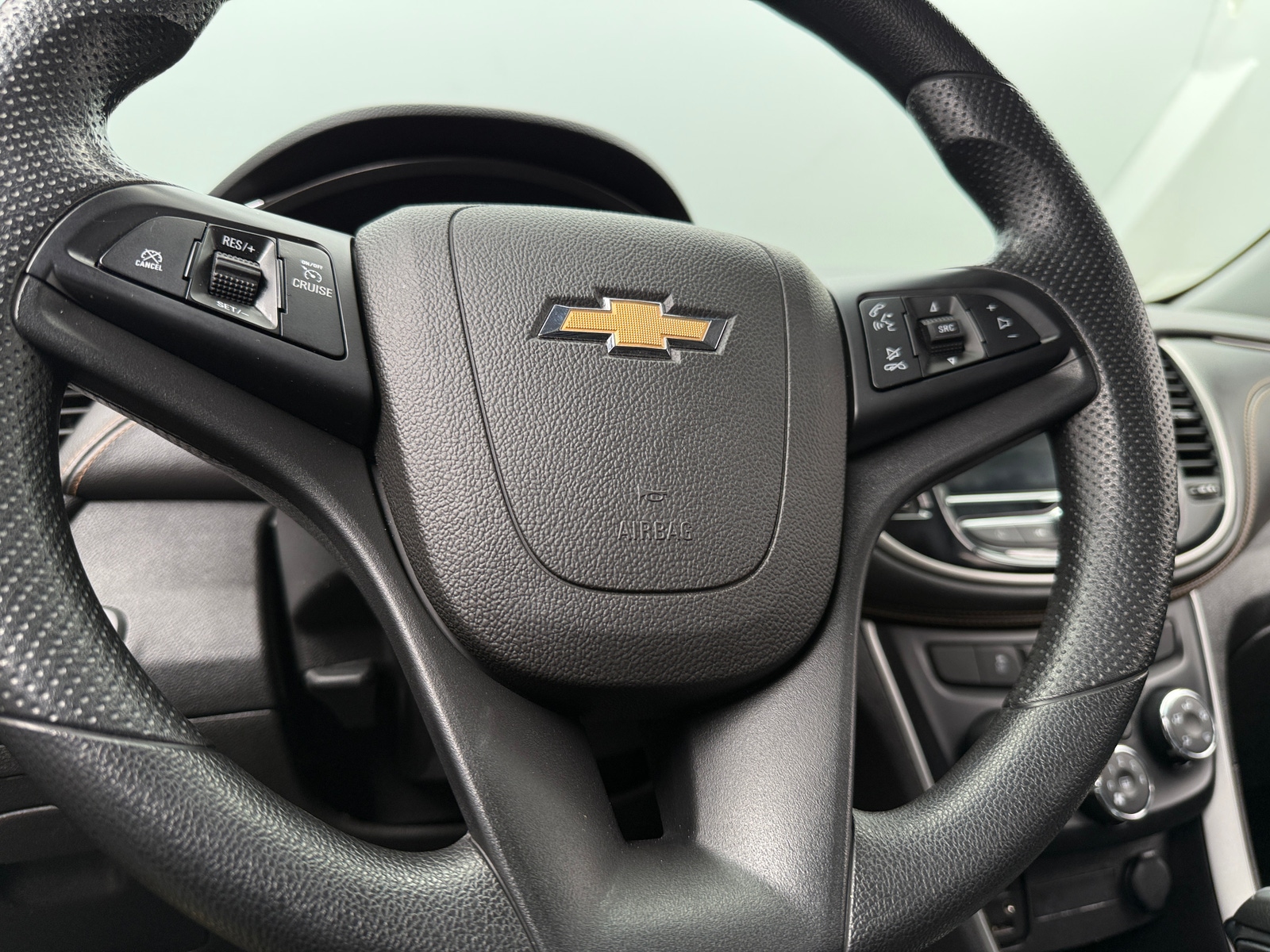 Thumbnail: 2019 Chevrolet Trax - 5