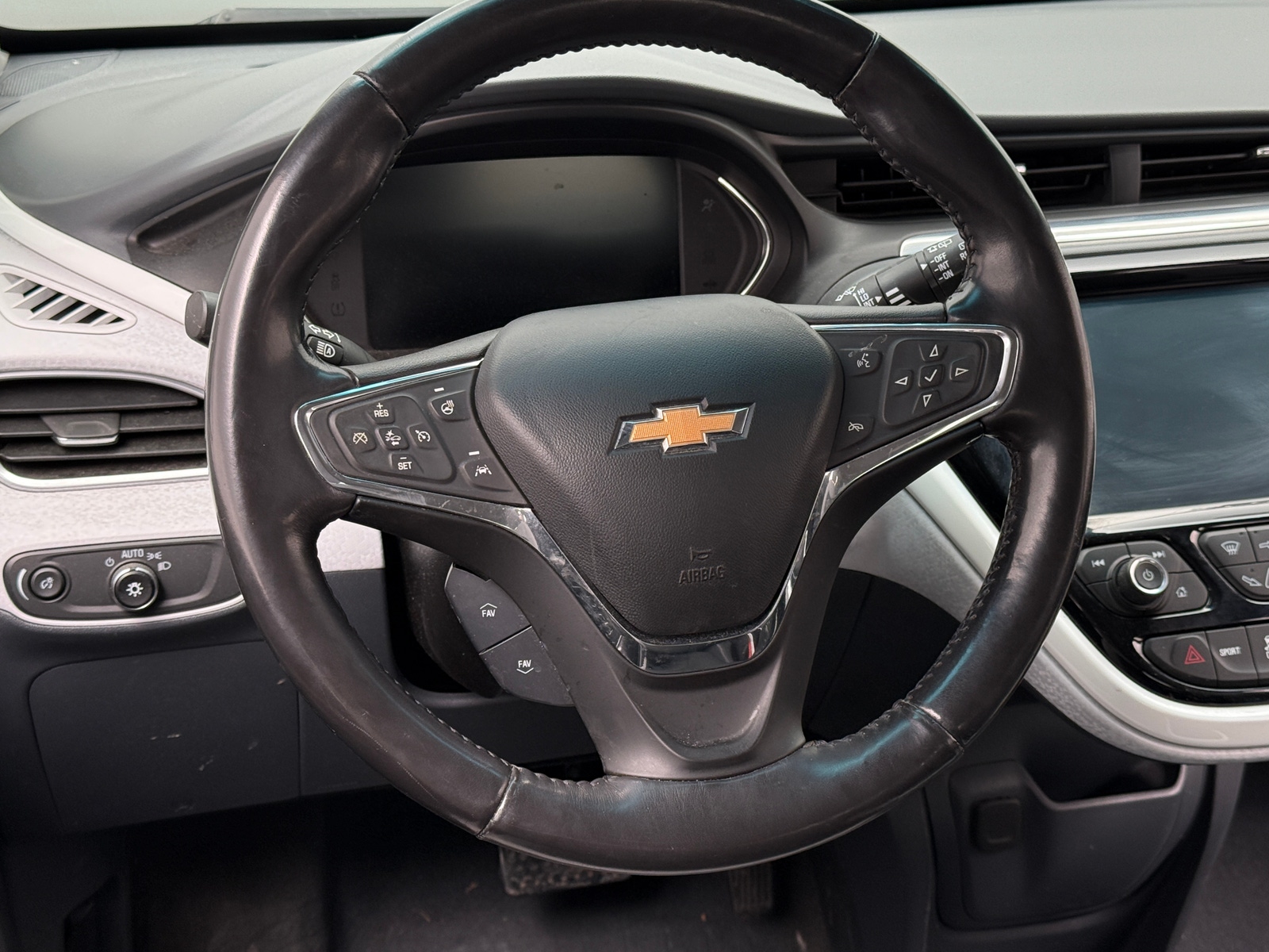 Thumbnail: 2020 Chevrolet Bolt EV - 5