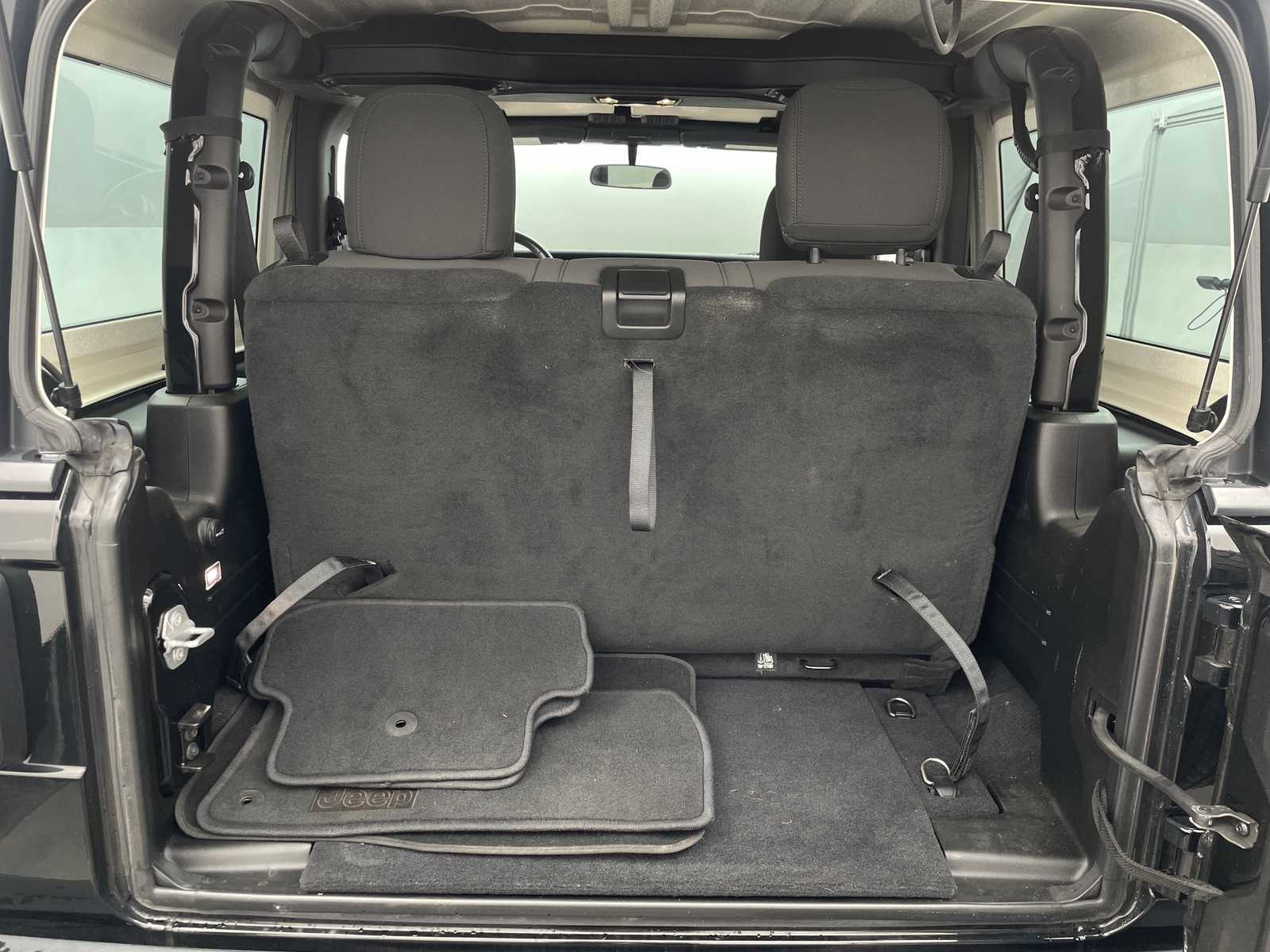 Thumbnail: 2019 Jeep Wrangler - 6