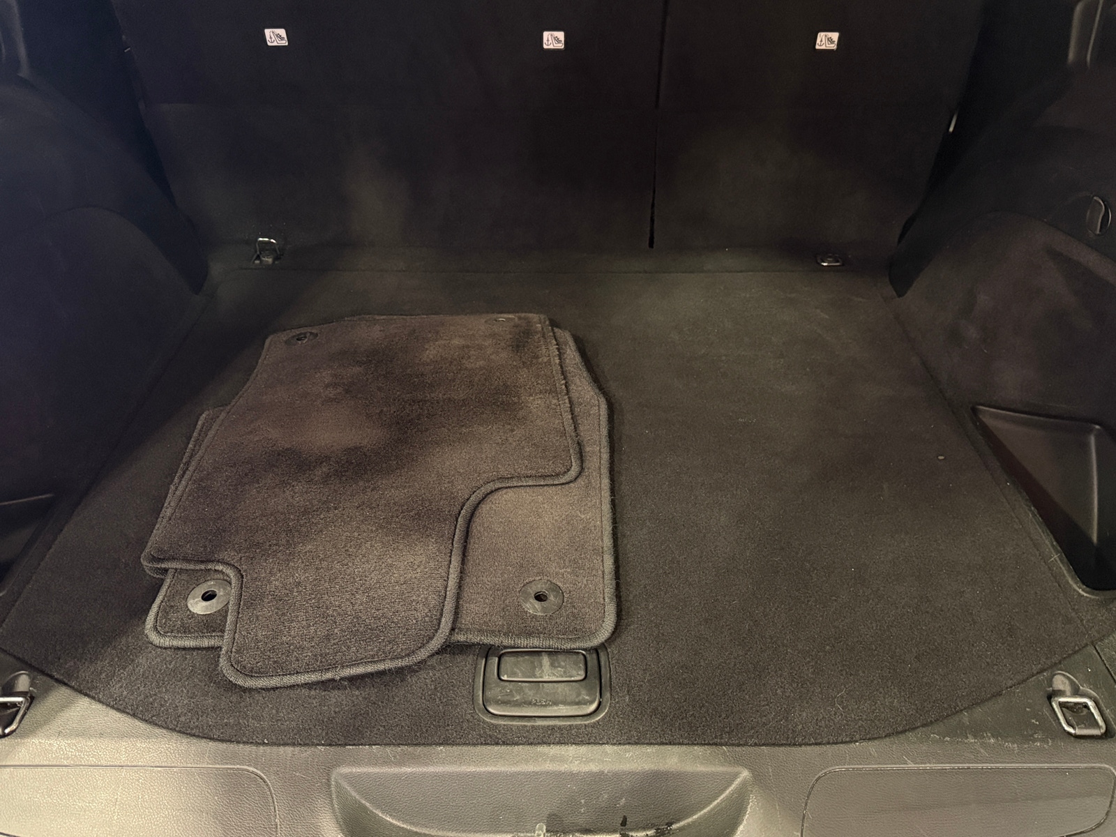 Thumbnail: 2018 Jeep Grand Cherokee - 6