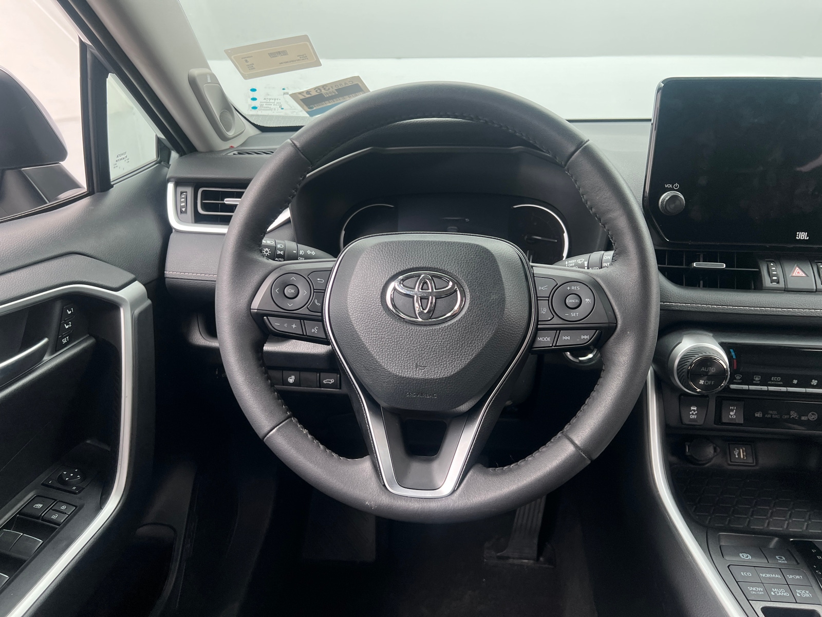 Thumbnail: 2023 Toyota RAV4 - 4