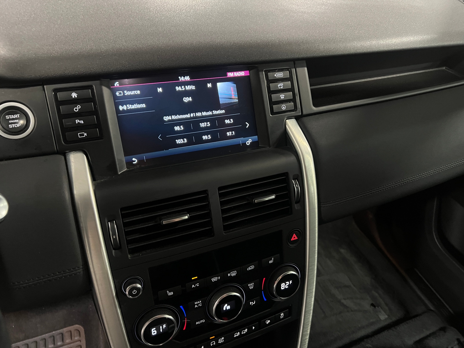 Thumbnail: 2018 Land Rover Discovery Sport - 4